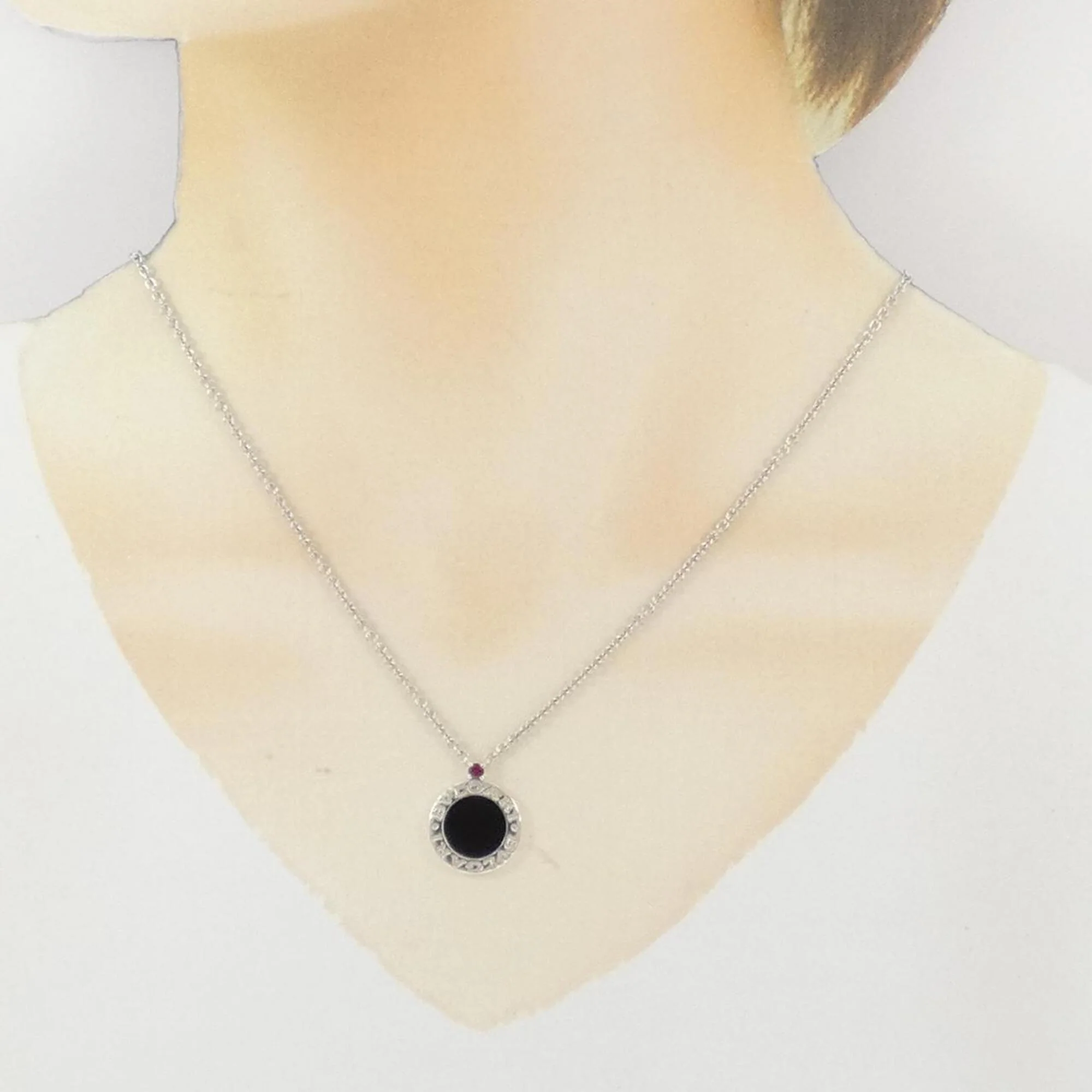 Pendant Necklace Resin and Sterling Silver with Onyx and Ruby - Image 6