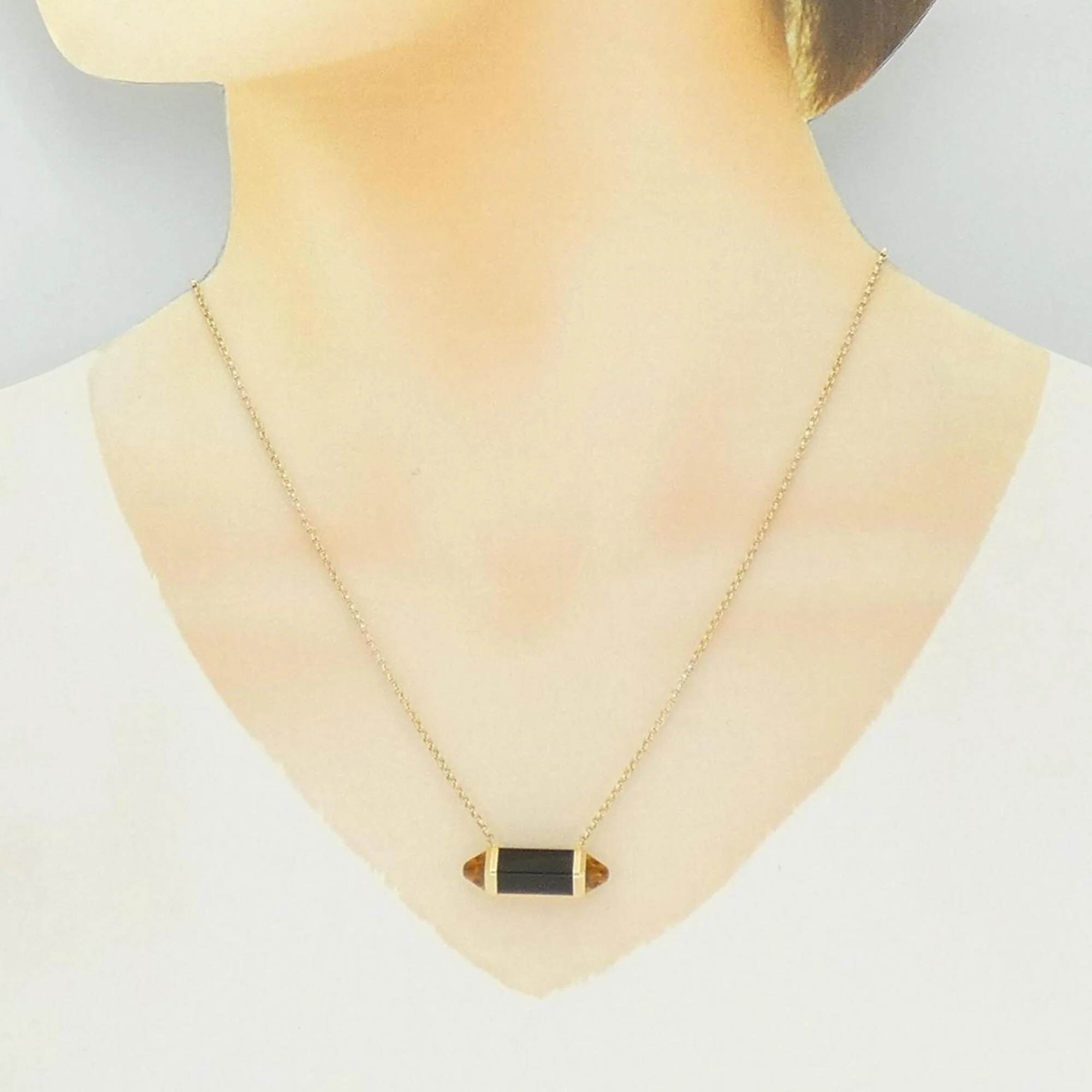 Les Berlingos Pendant Necklace 18K Yellow Gold with Citrine and Onyx - Image 6