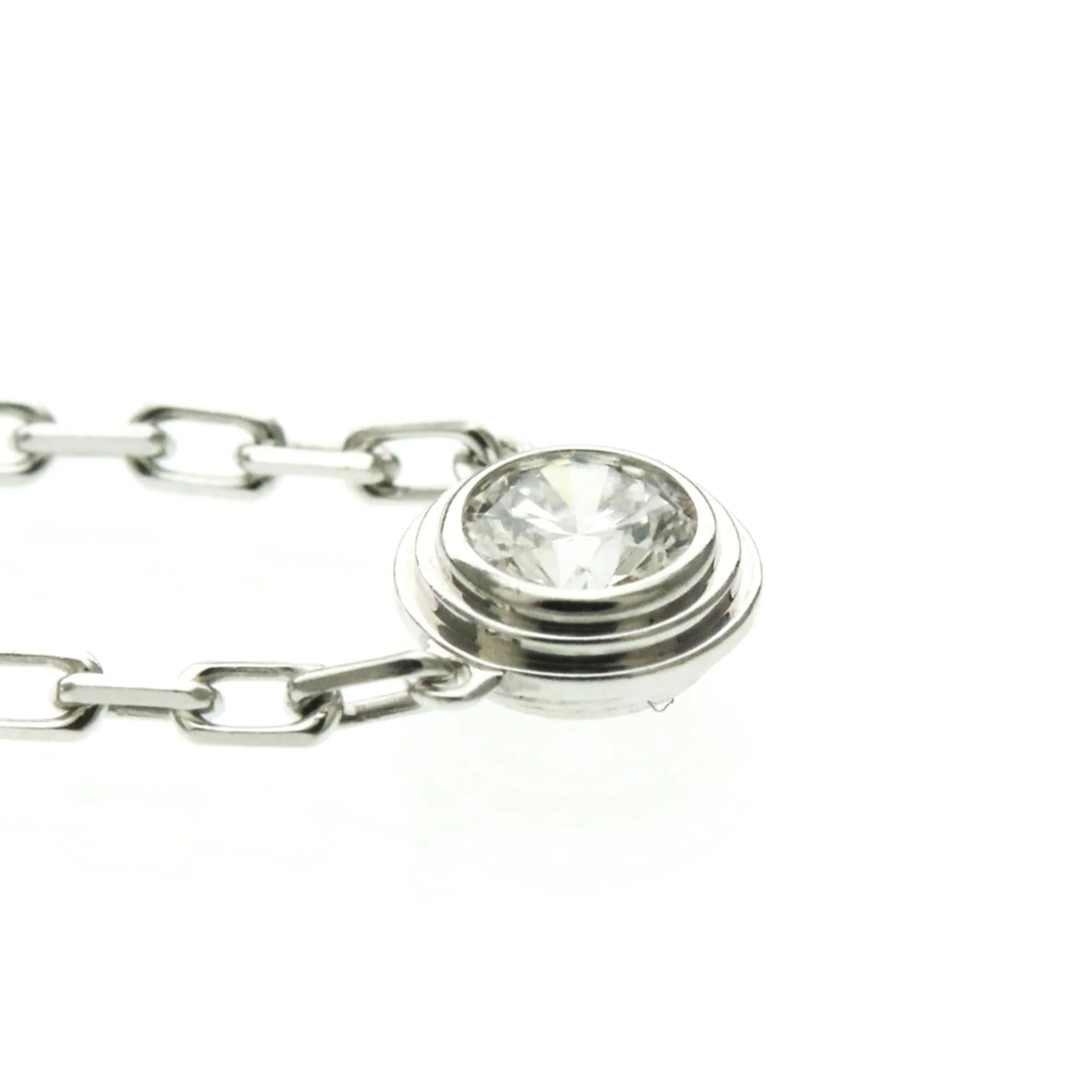 Pendant Necklace 18K White Gold Small with Diamond - Image 5