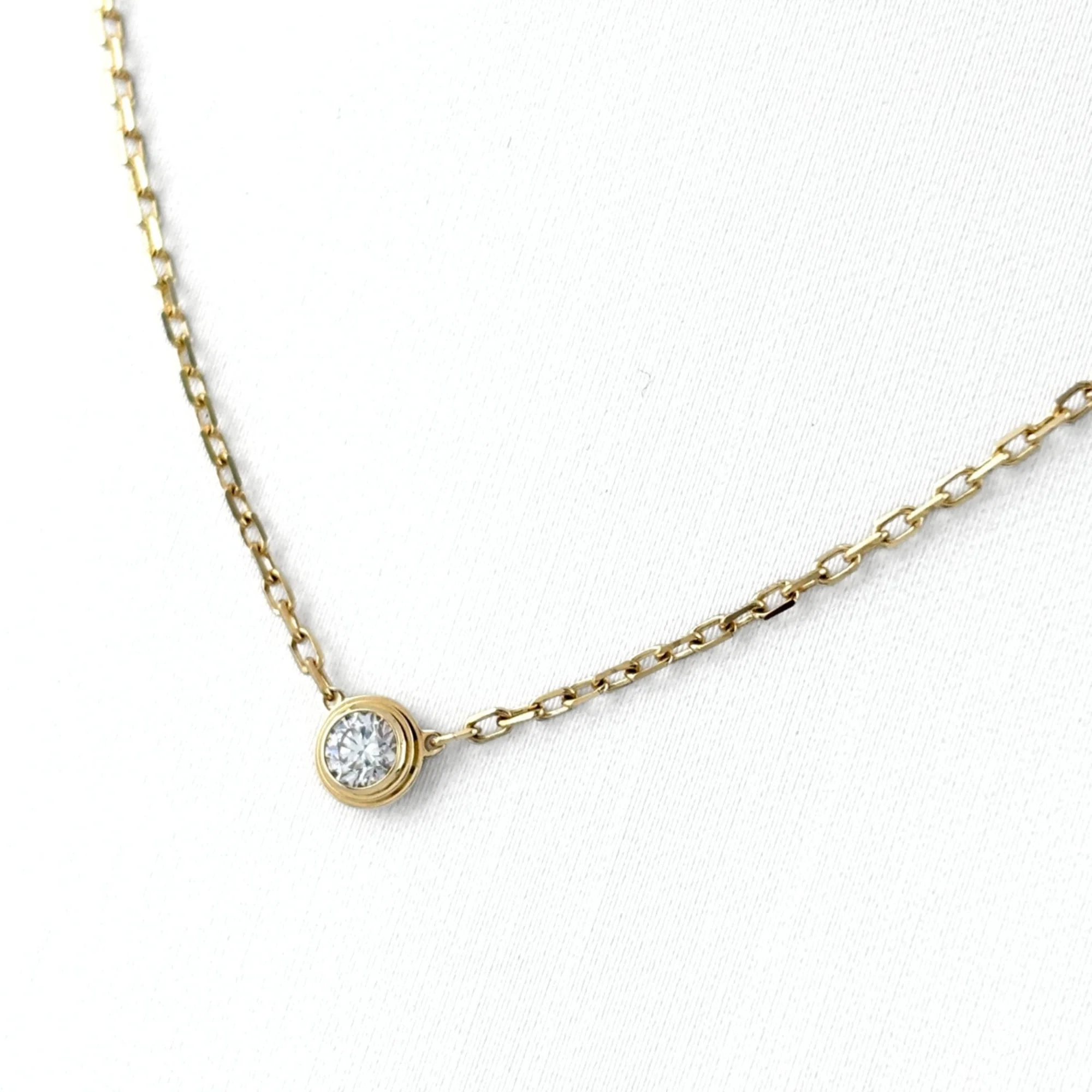 Pendant Necklace Yellow Gold With Diamond