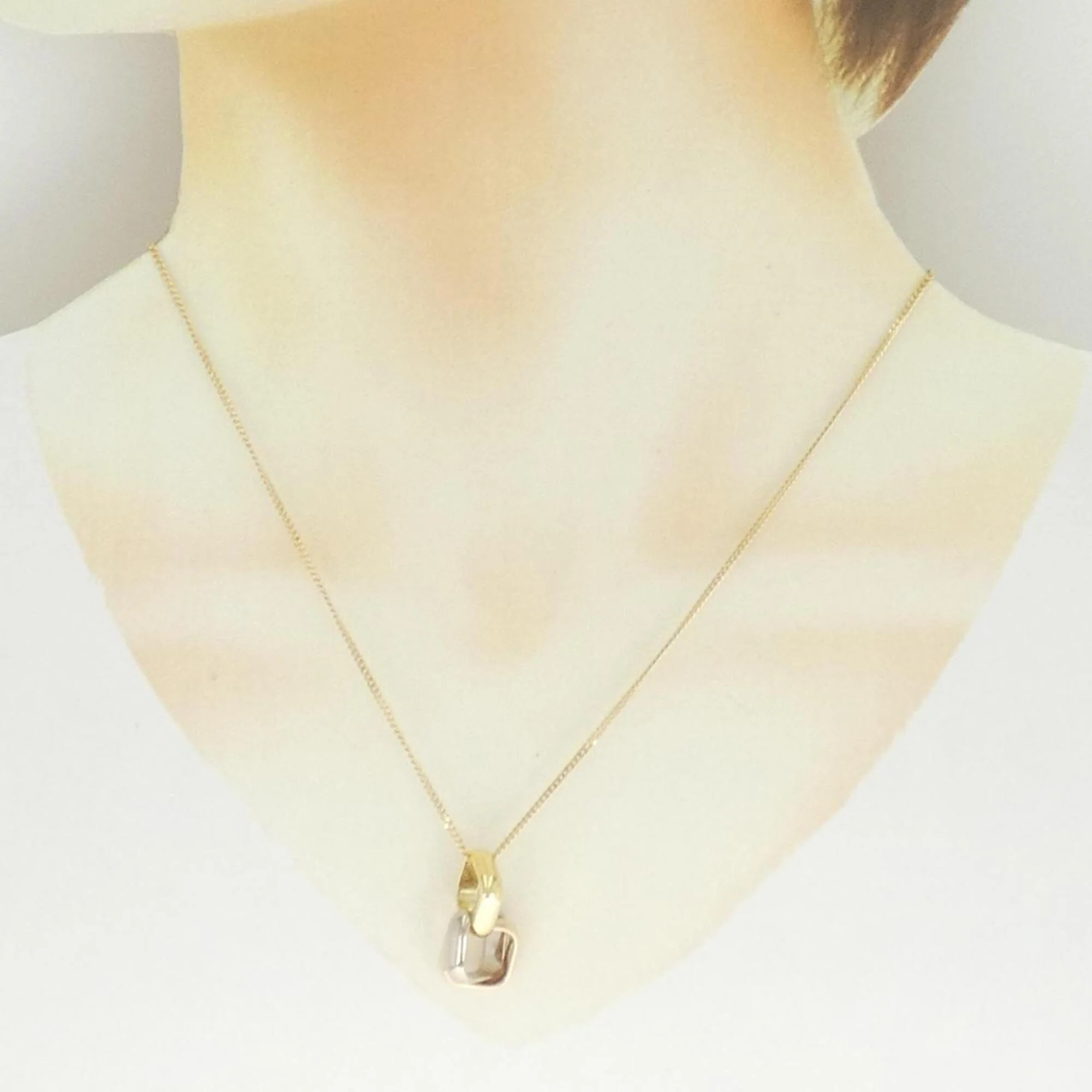 Trinity Pendant Necklace 18K Tricolor Gold - Image 5