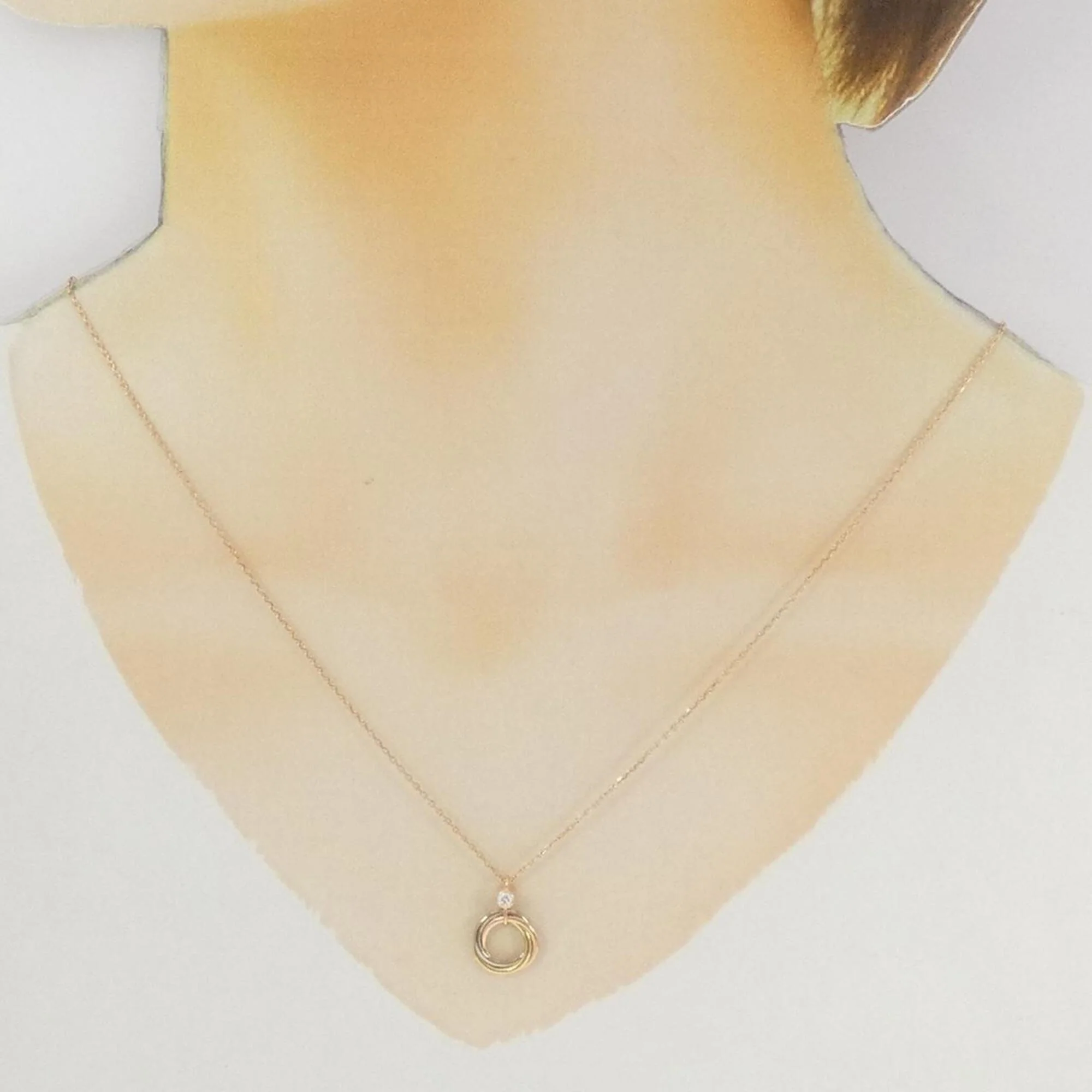 Trinity Pendant Necklace 18K Tricolor Gold - Image 6