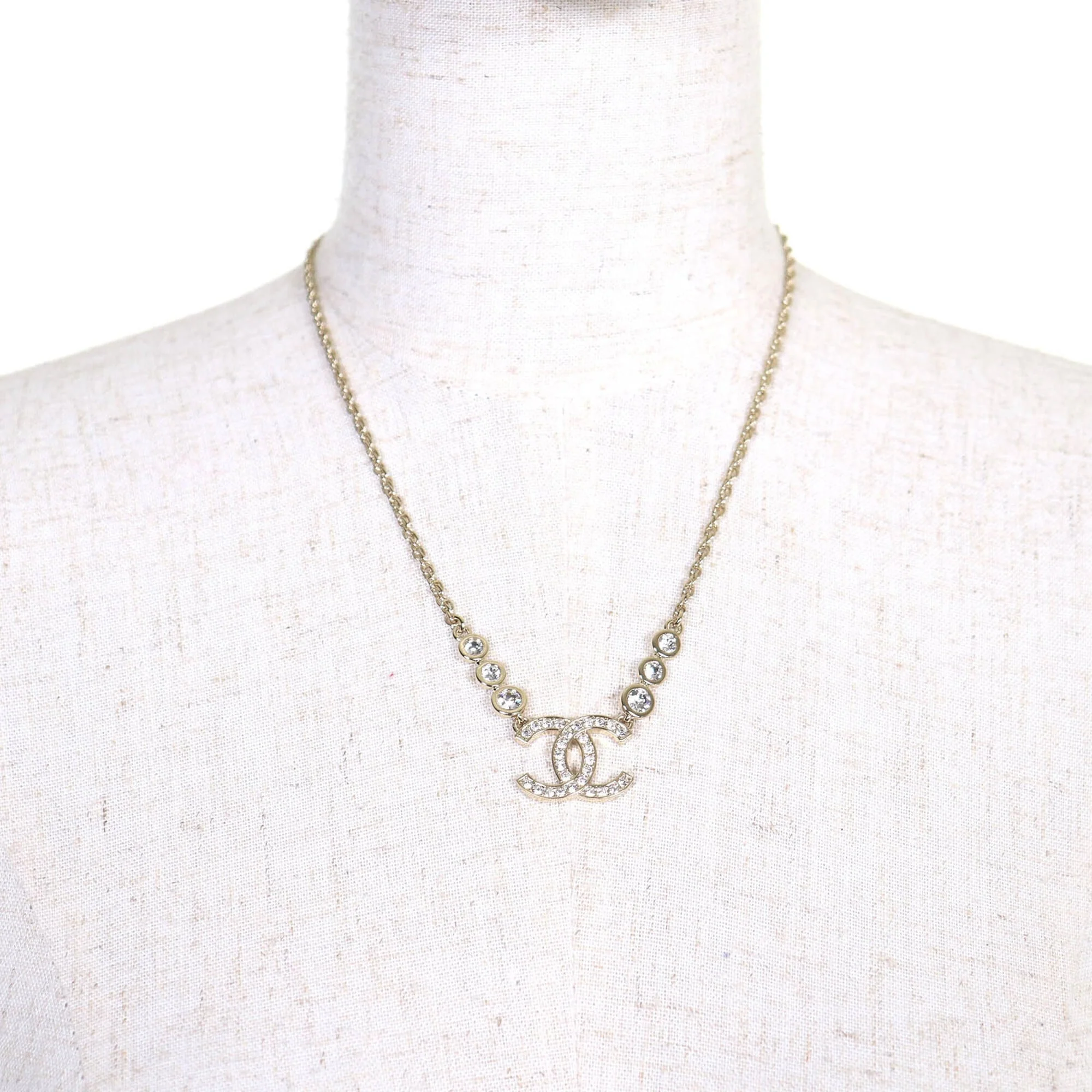 CC Logo Chain Pendant Necklace Metal - Image 3