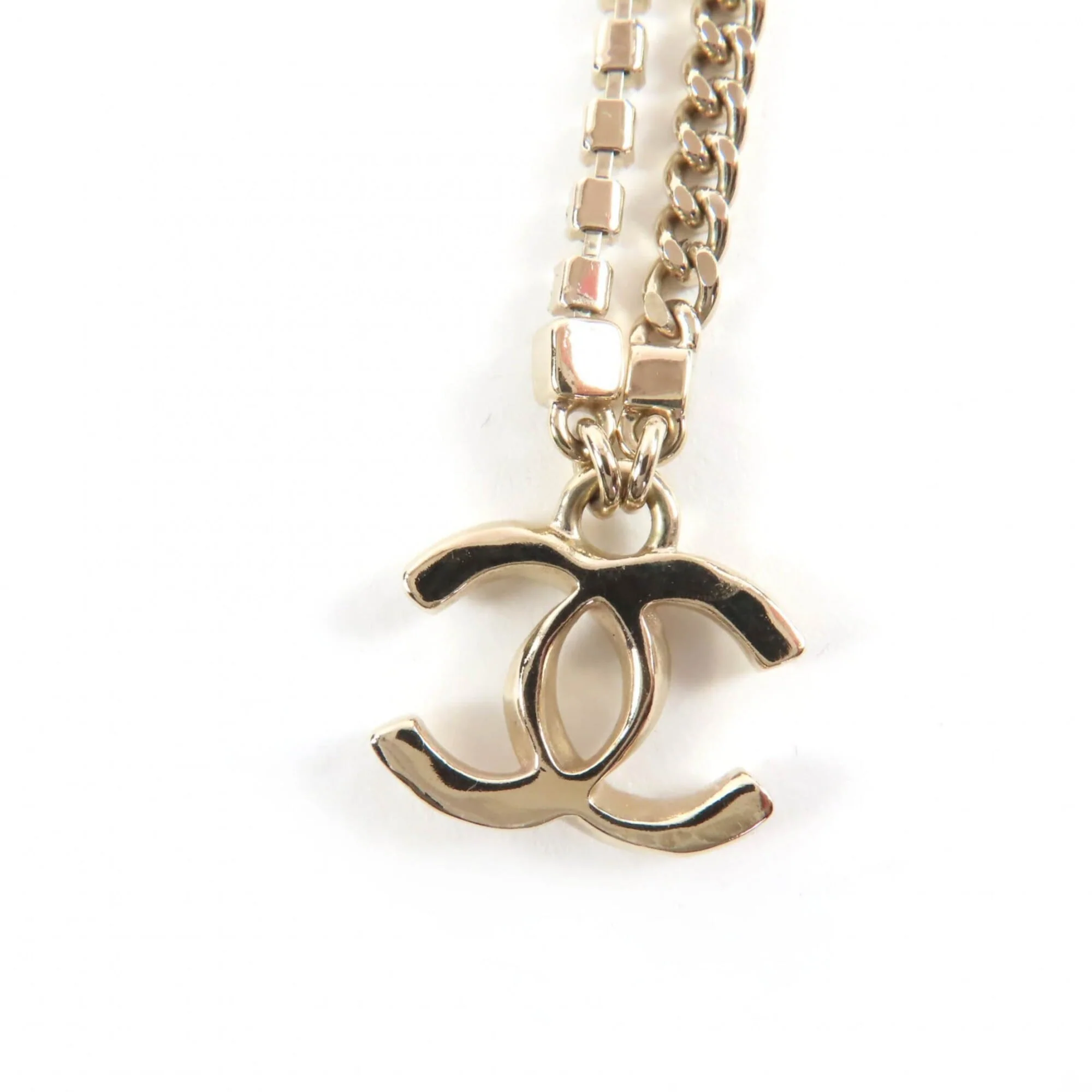 CC Logo Chain Pendant Necklace Metal - Image 5