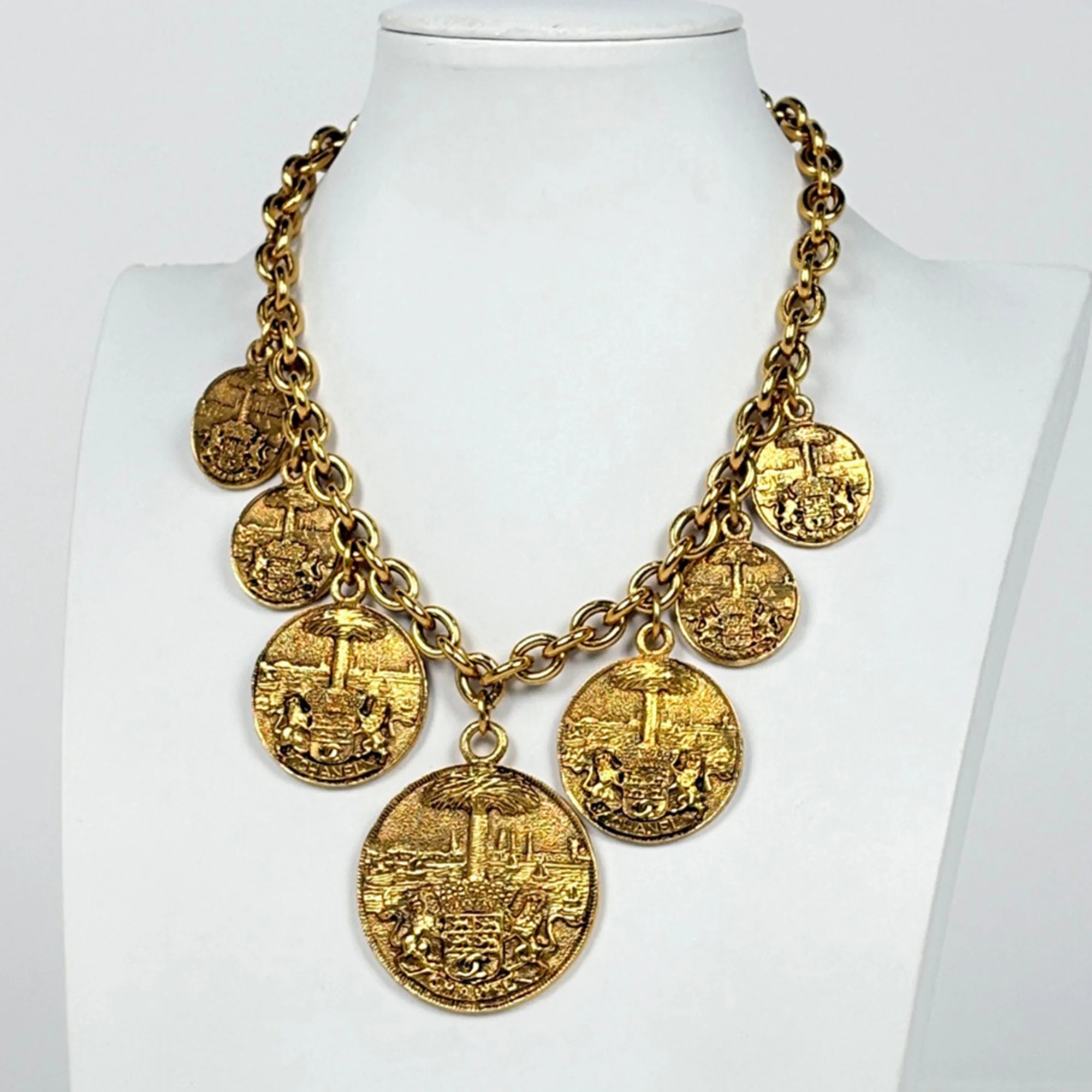 CC Logo Chain Pendant Necklace Metal - Image 6