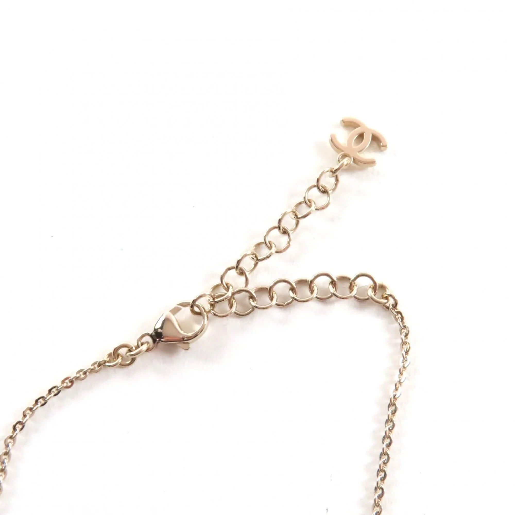 CC Logo Heart Pendant Necklace Metal - Image 7