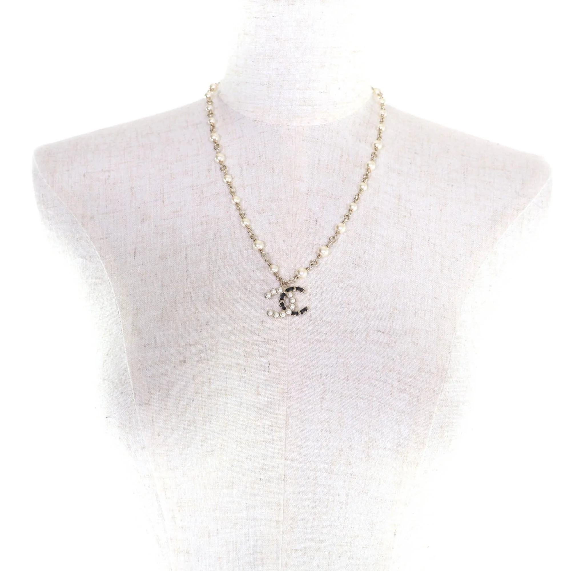 CC Logo Pendant Necklace Gold-Tone Metal - Image 4