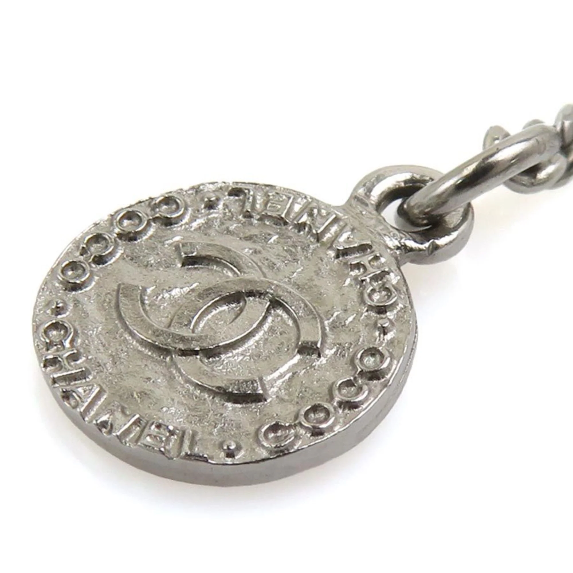 CC Logo Pendant Necklace Metal - Image 5