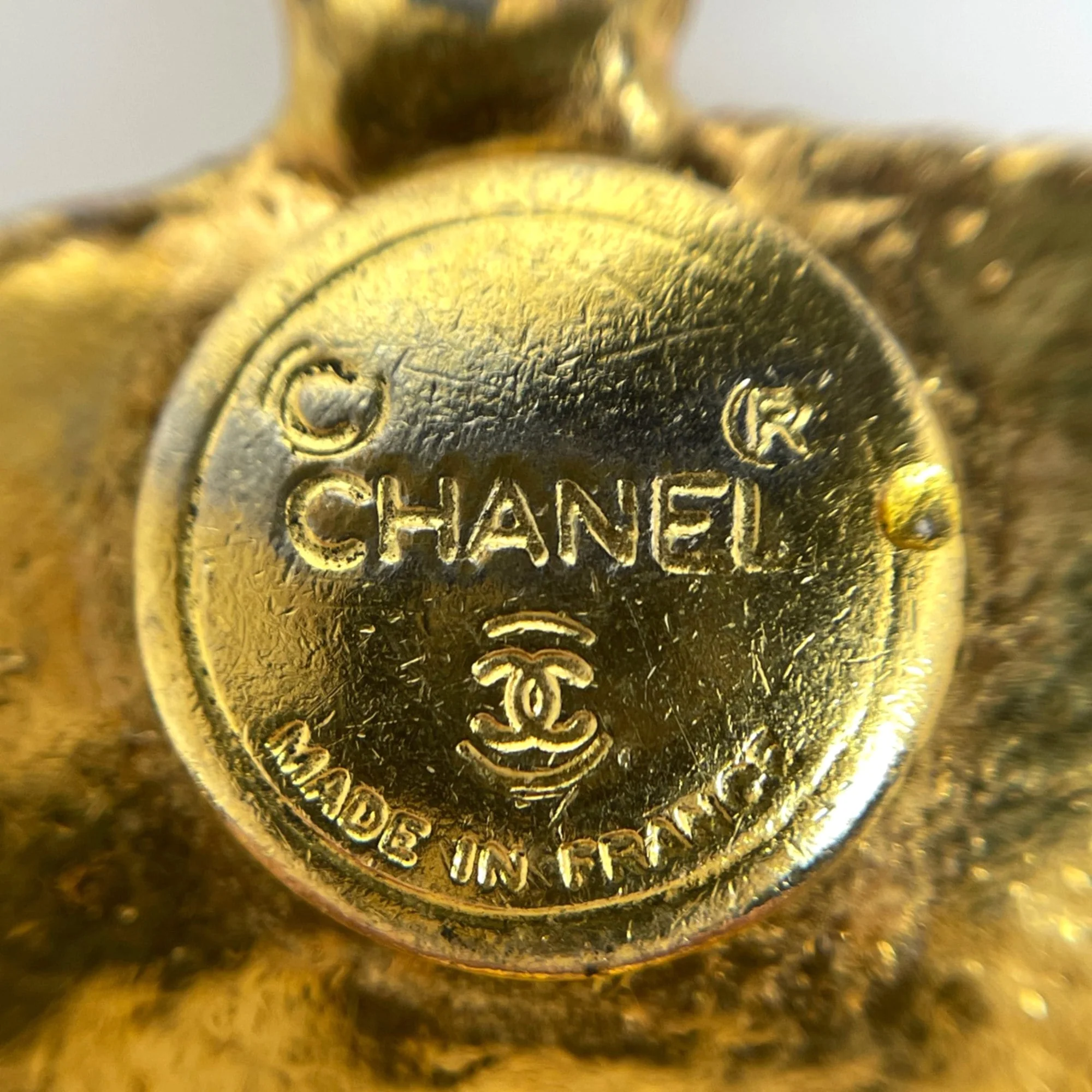 CC Logo Pendant Necklace Metal - Image 7