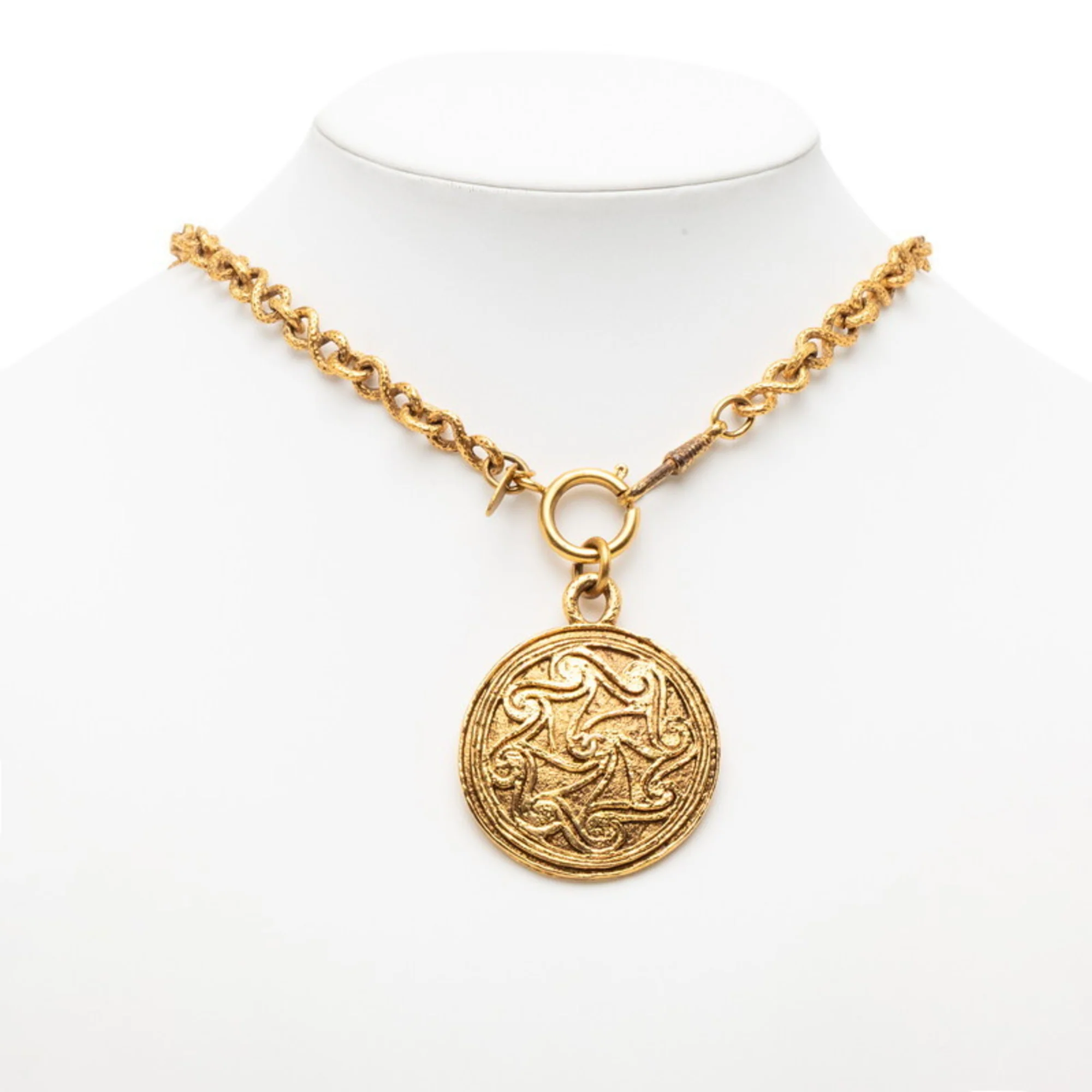 CC Logo Pendant Necklace Metal - Image 6
