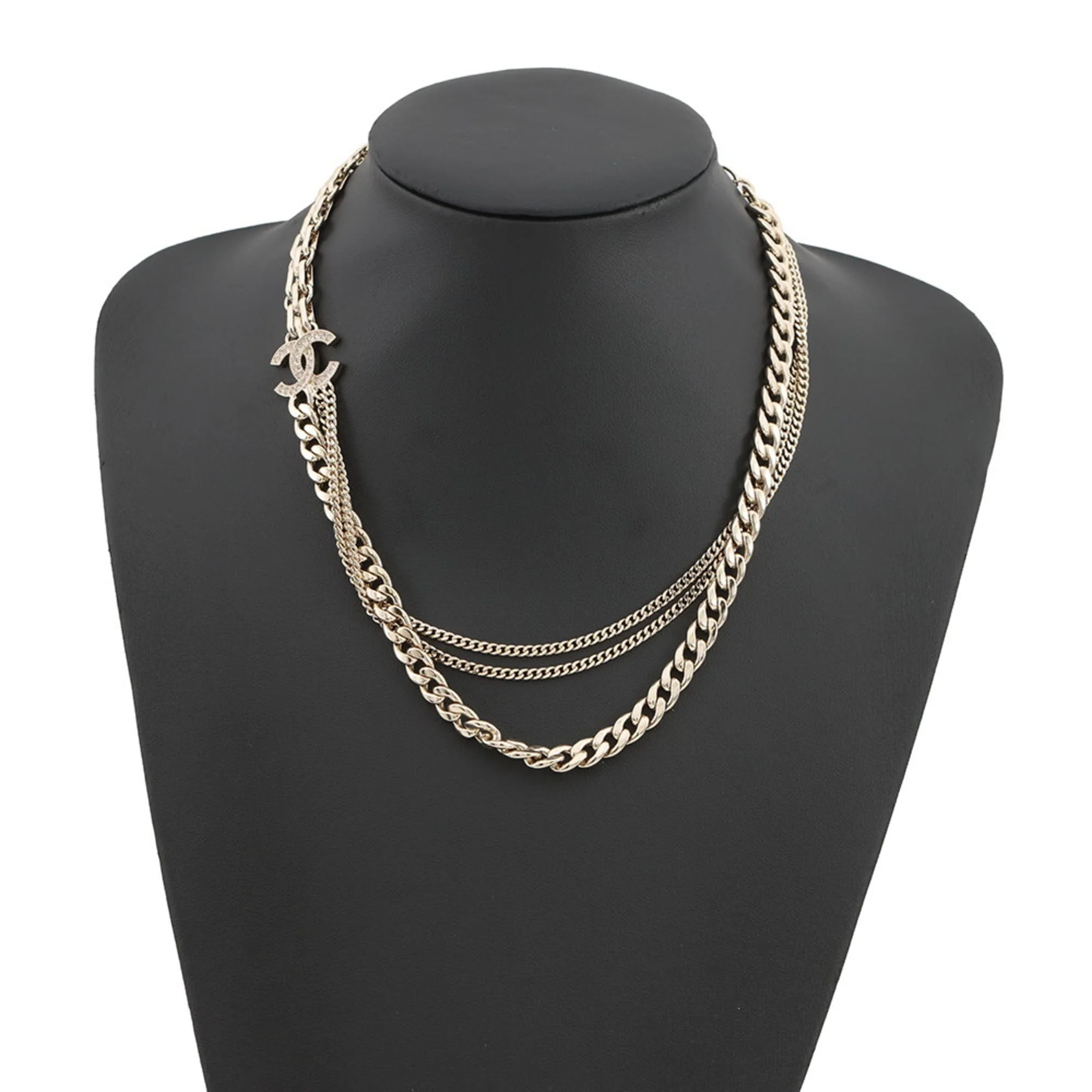 CC Logo Pendant Necklace Metal - Image 4