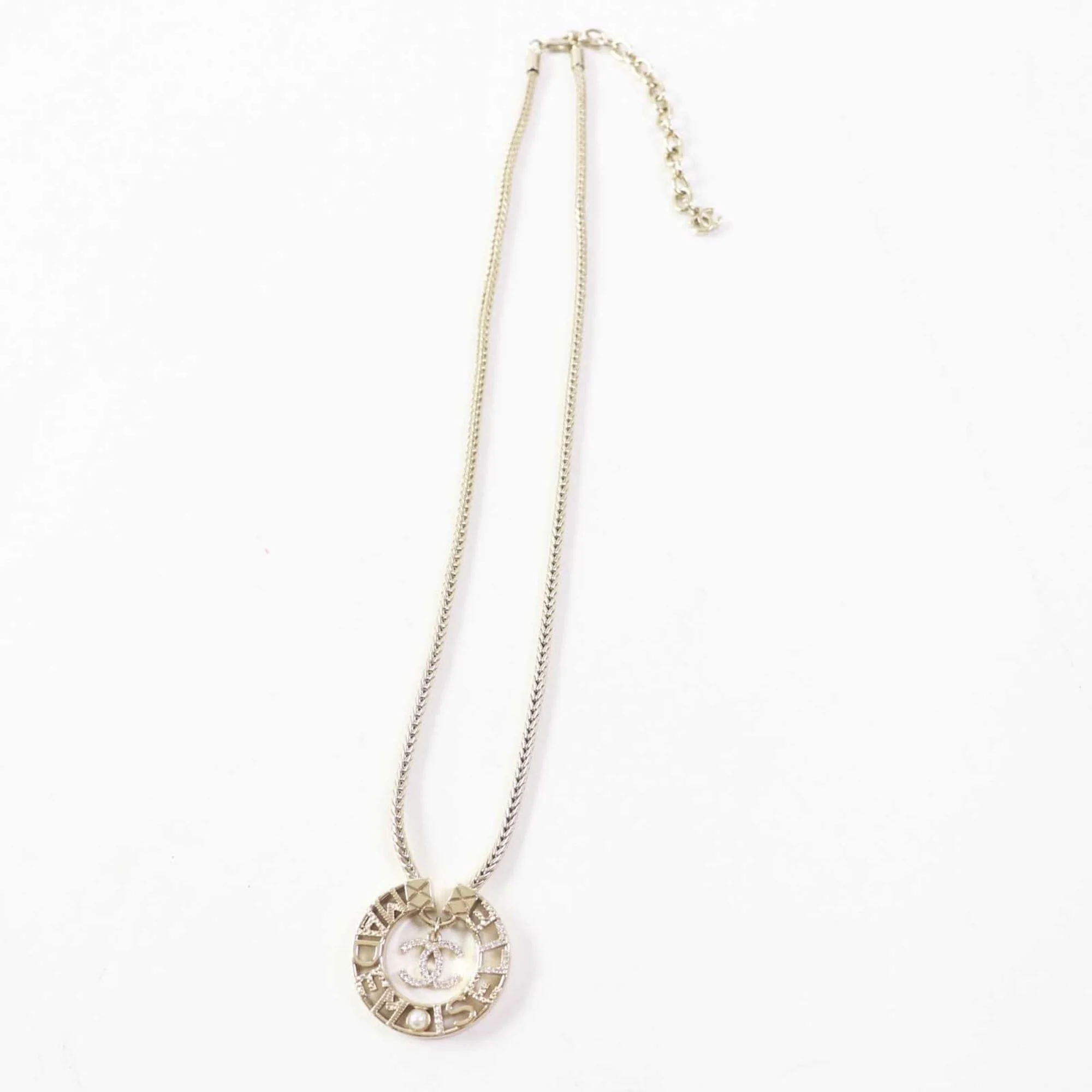 CC Logo Pendant Necklace Metal - Image 4