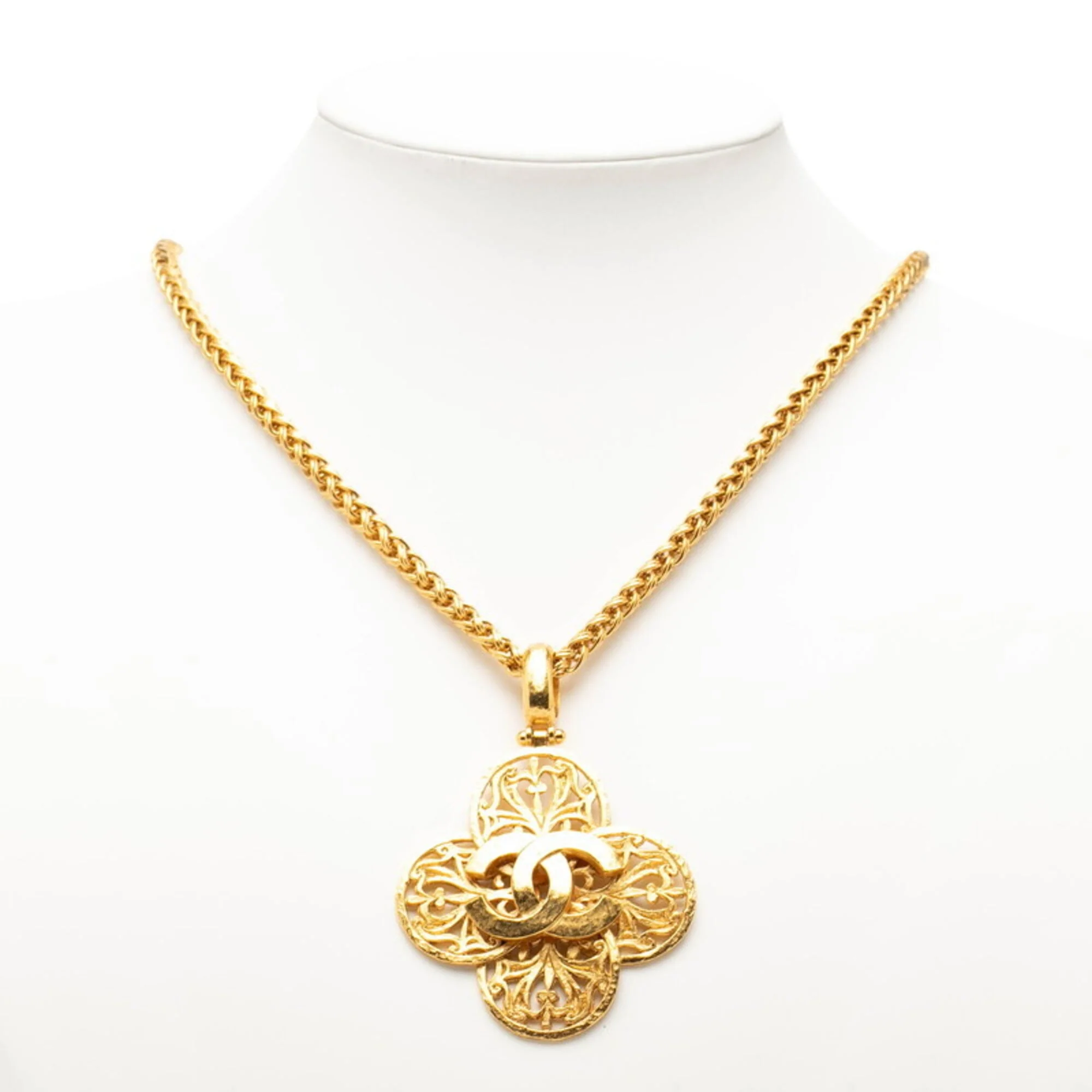 CC Logo Pendant Necklace Metal - Image 6