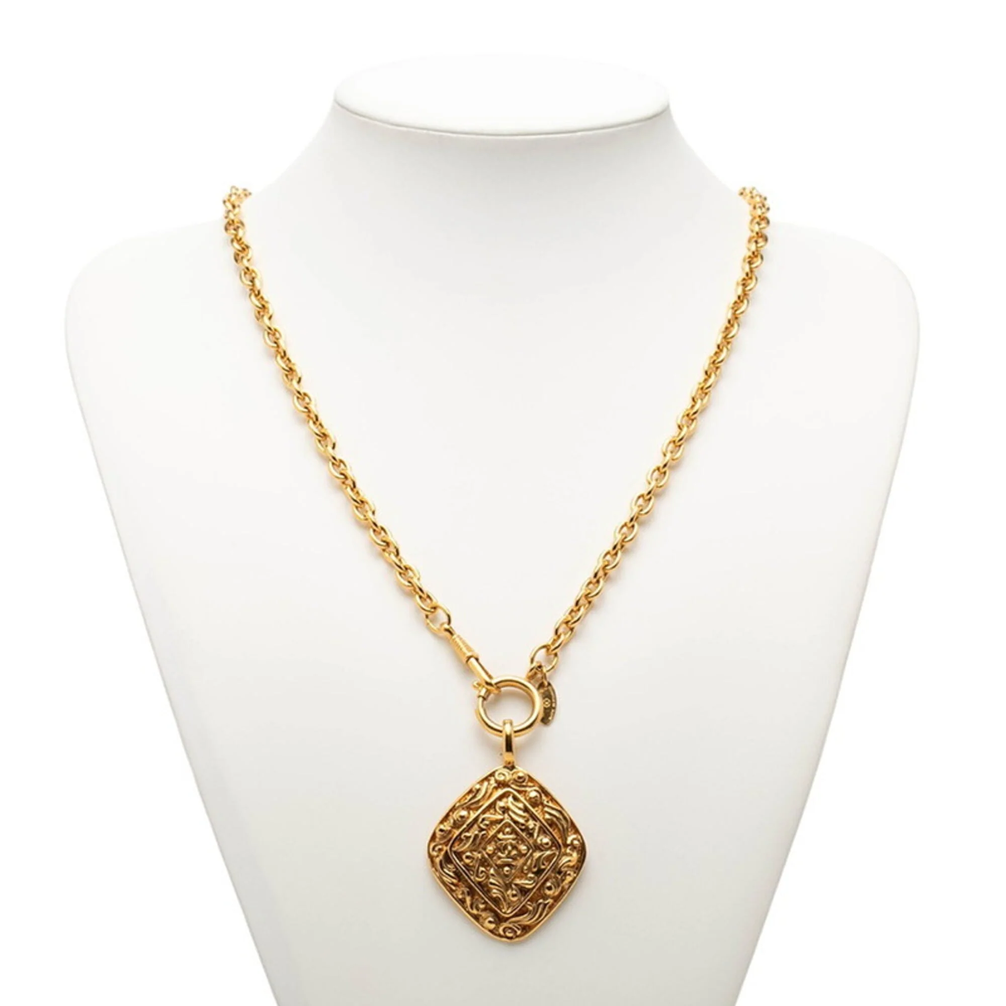 CC Logo Pendant Necklace Metal - Image 6