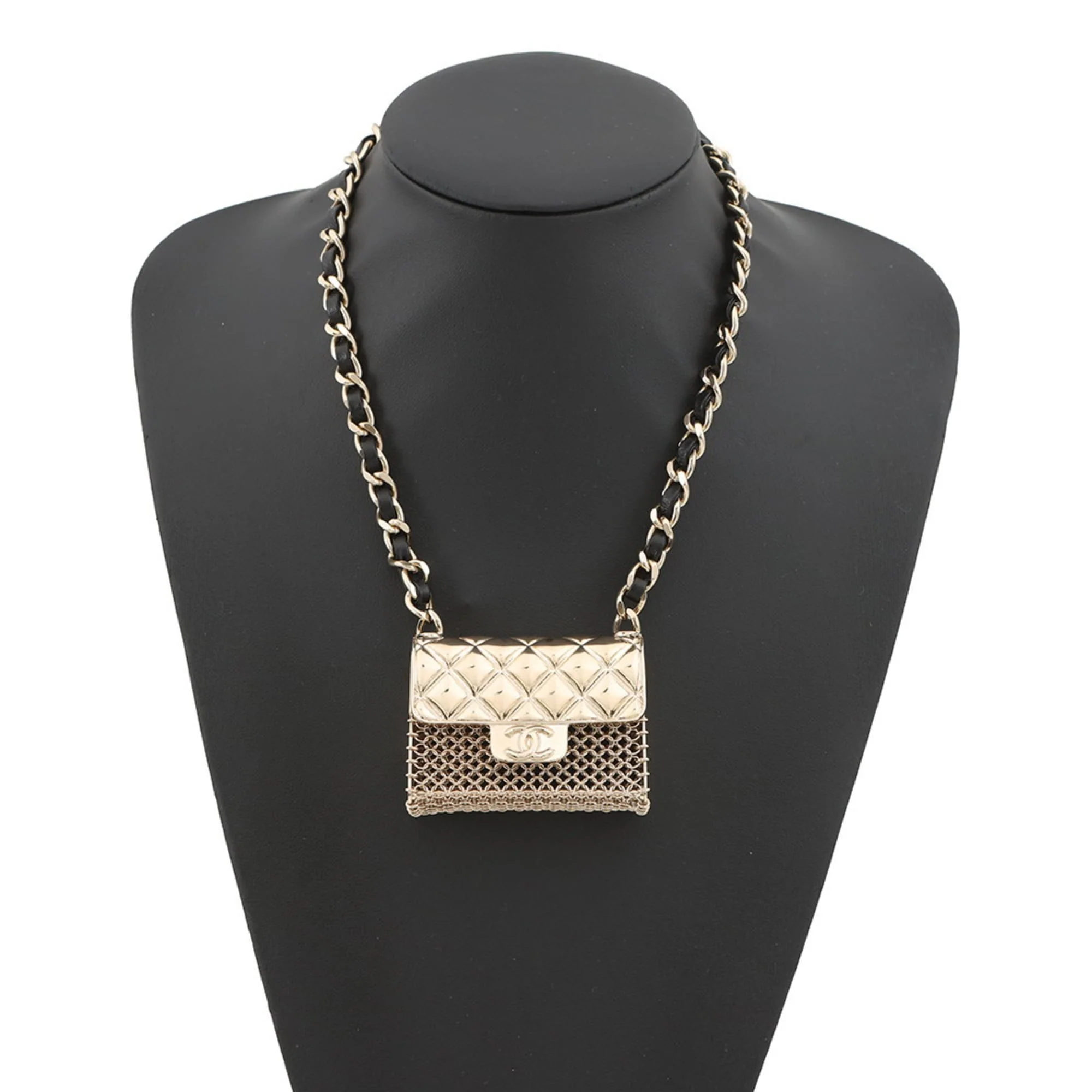 Matelassé Pendant Necklace Leather Black and Champagne Gold - Image 4