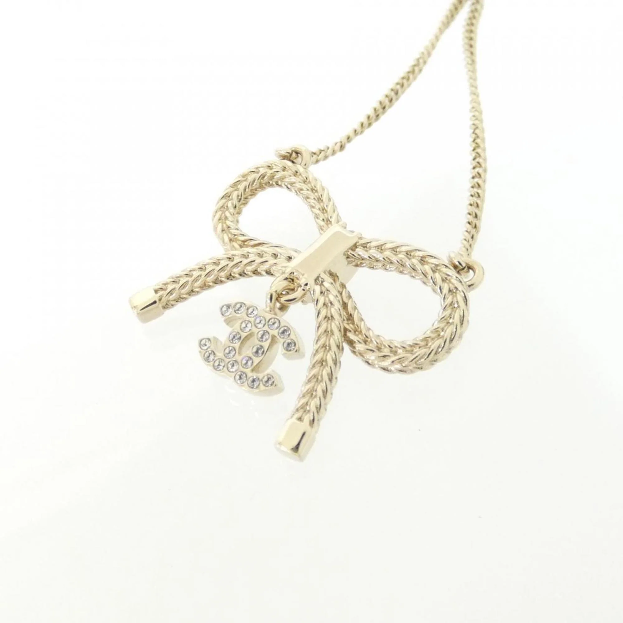 Pendant Necklace Gold and Clear - Image 3