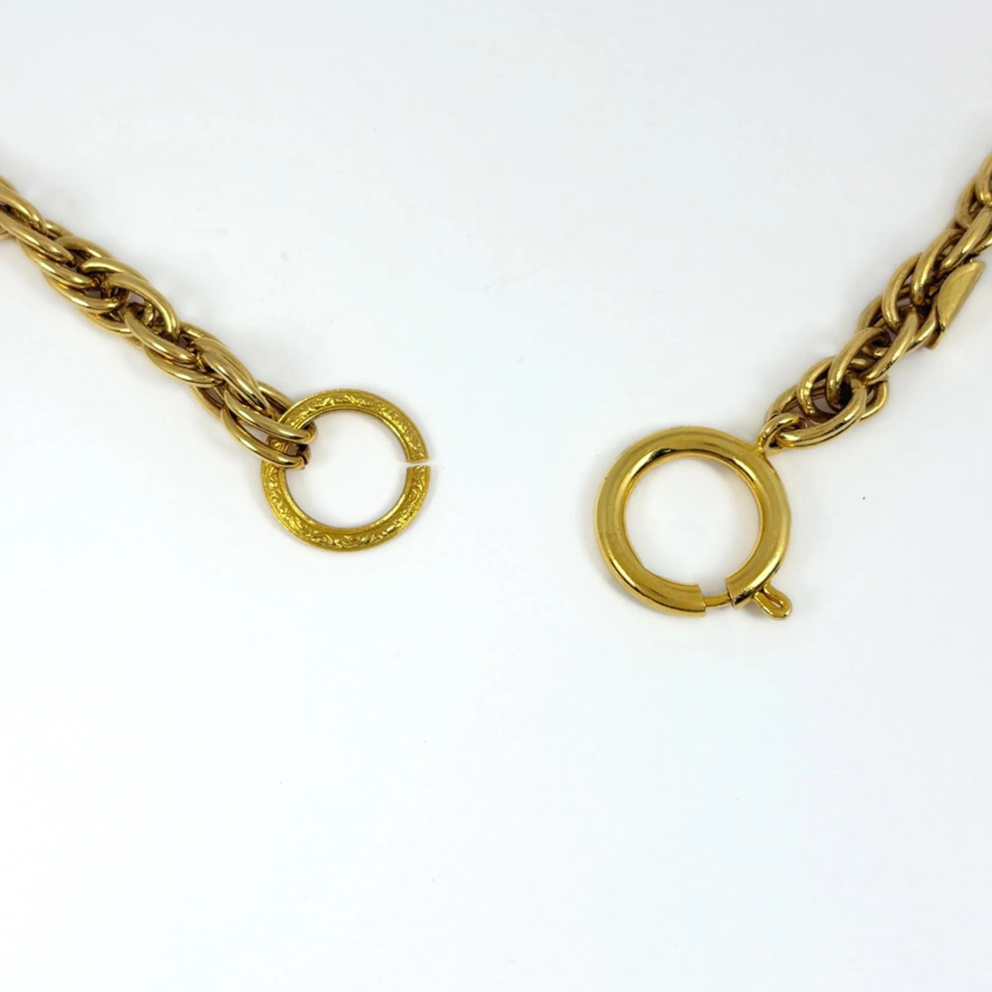 Pendant Necklace Gold Long - Image 3