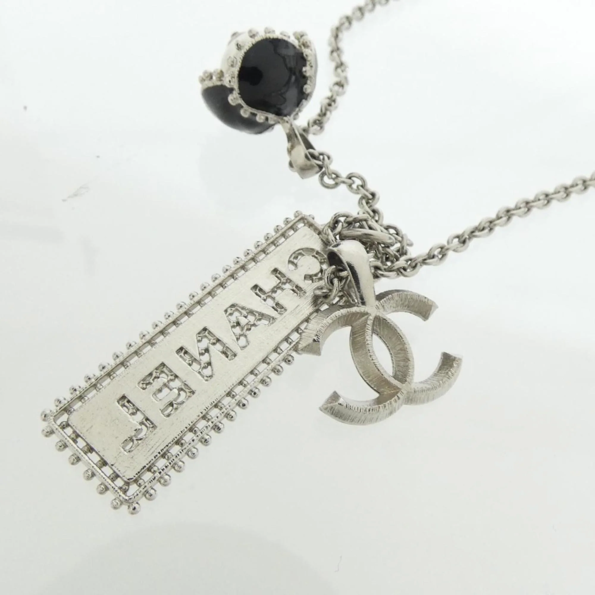 Pendant Necklace Metal Black White Silver - Image 3