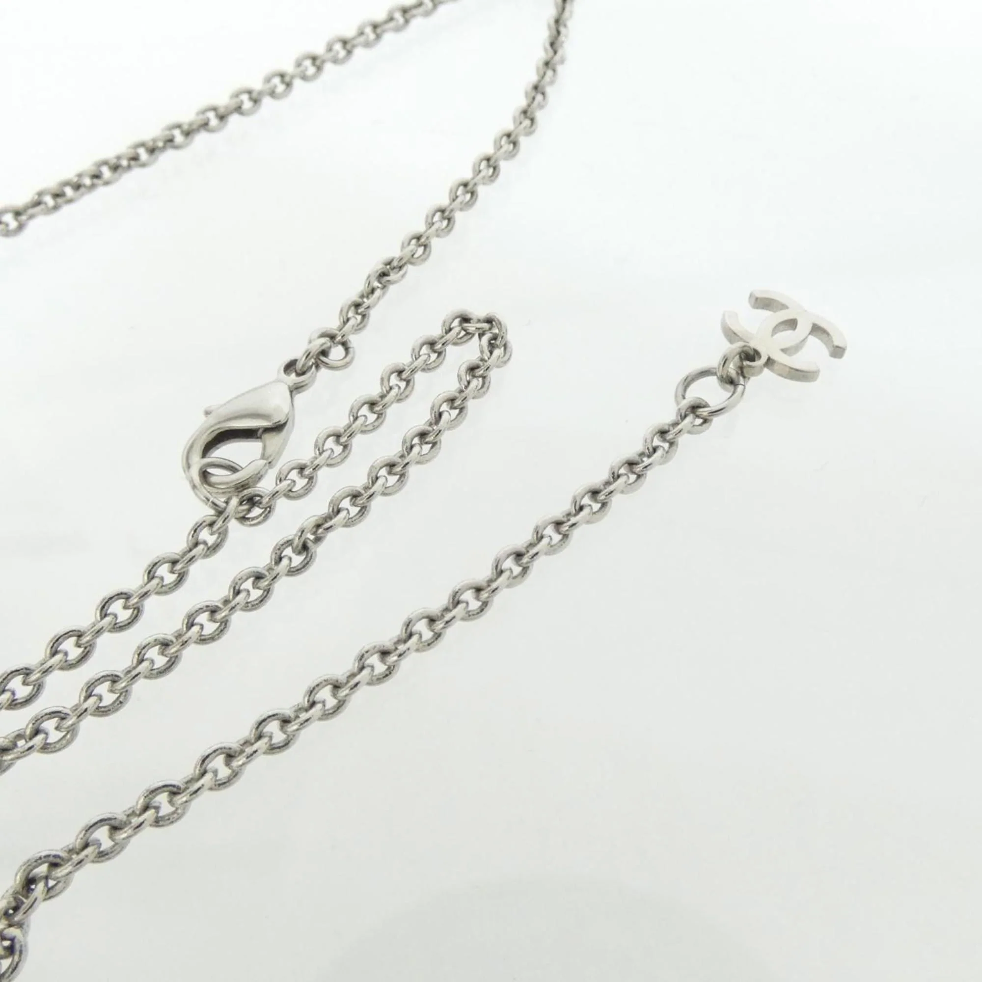 Pendant Necklace Metal Black White Silver - Image 4