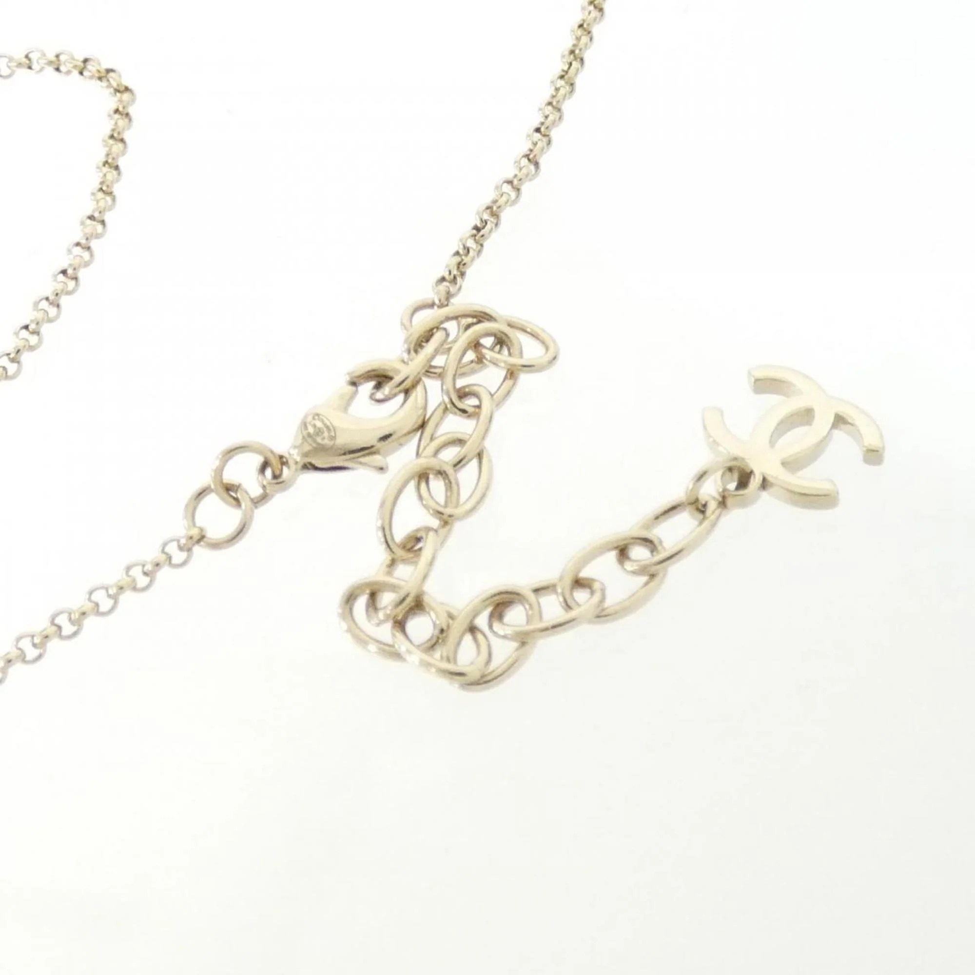Pendant Necklace Metal Gold and White - Image 4