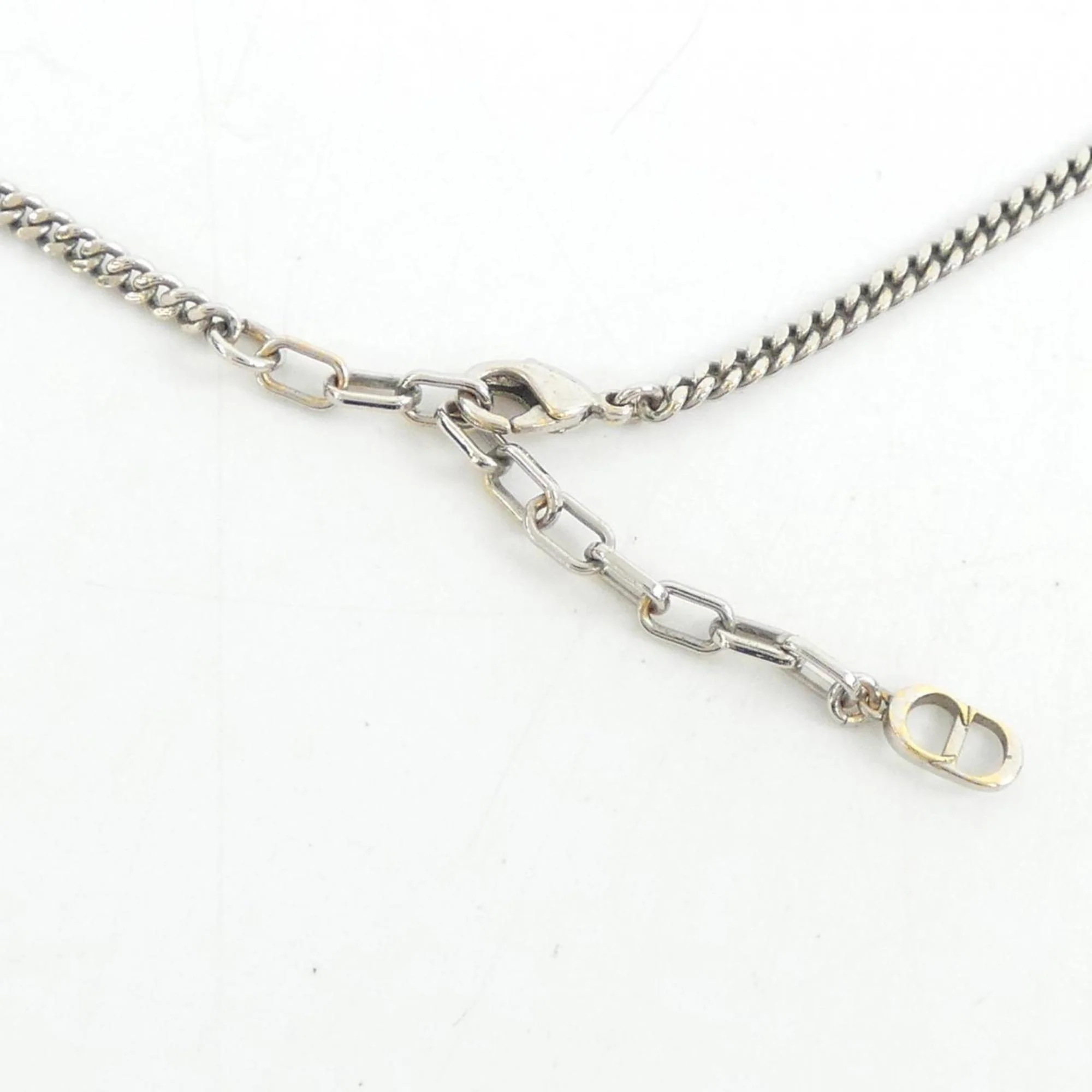 Pendant Necklace Black and Silver - Image 5