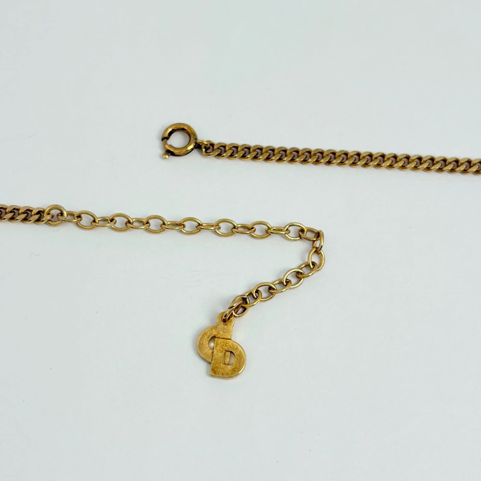Pendant Necklace Gold with Rhinestone - Image 3