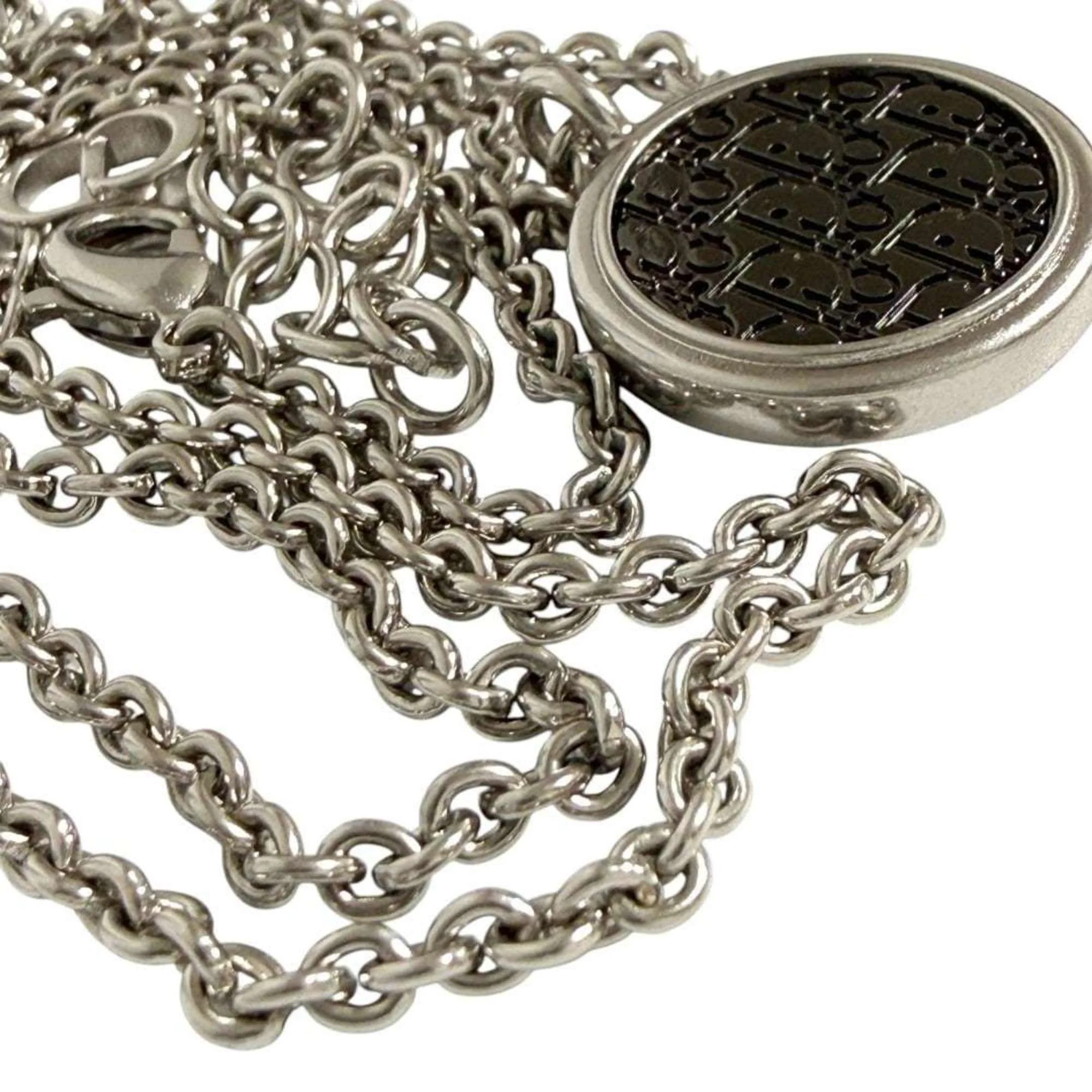 Pendant Necklace Metal Black and Silver - Image 6