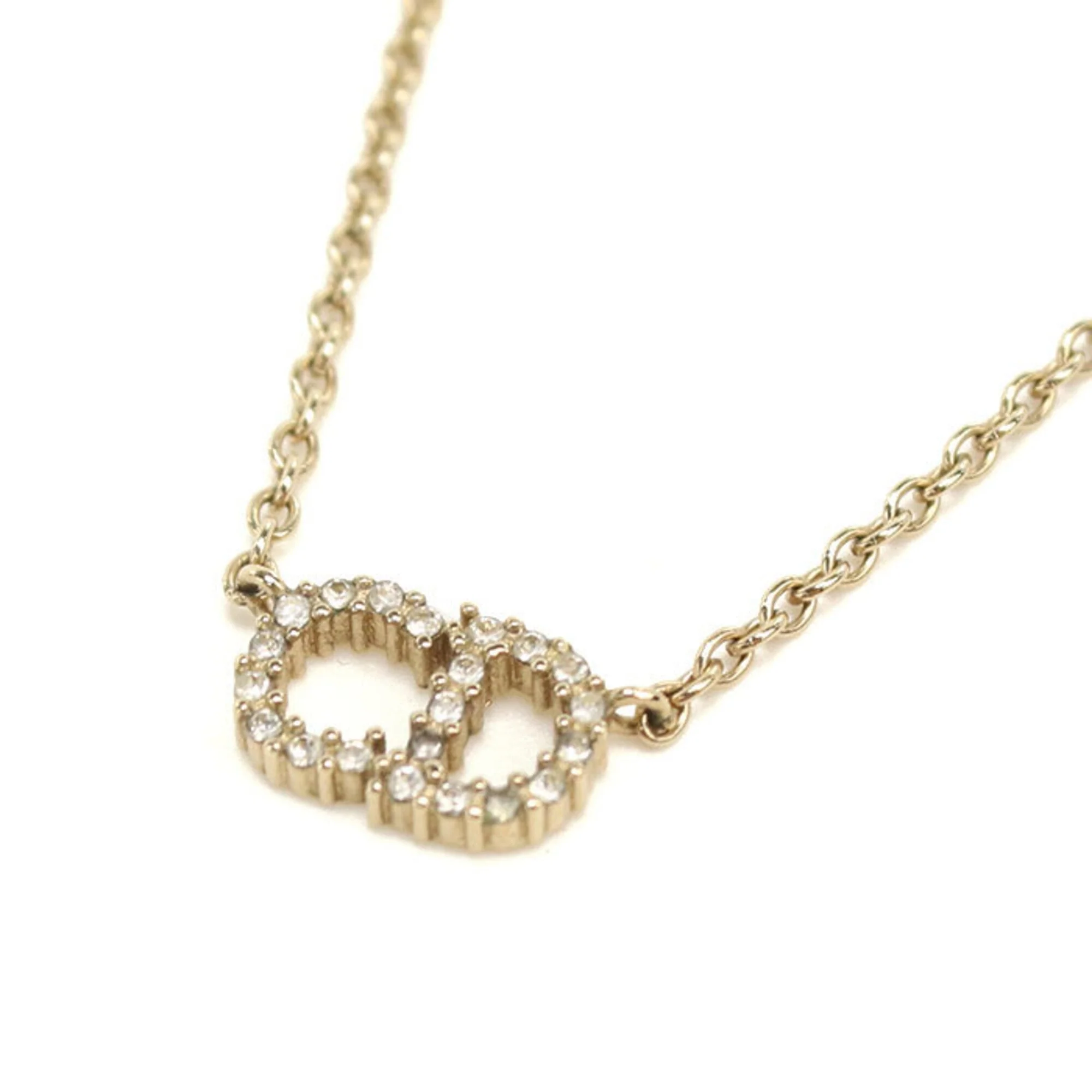 Pendant Necklace Metal Gold