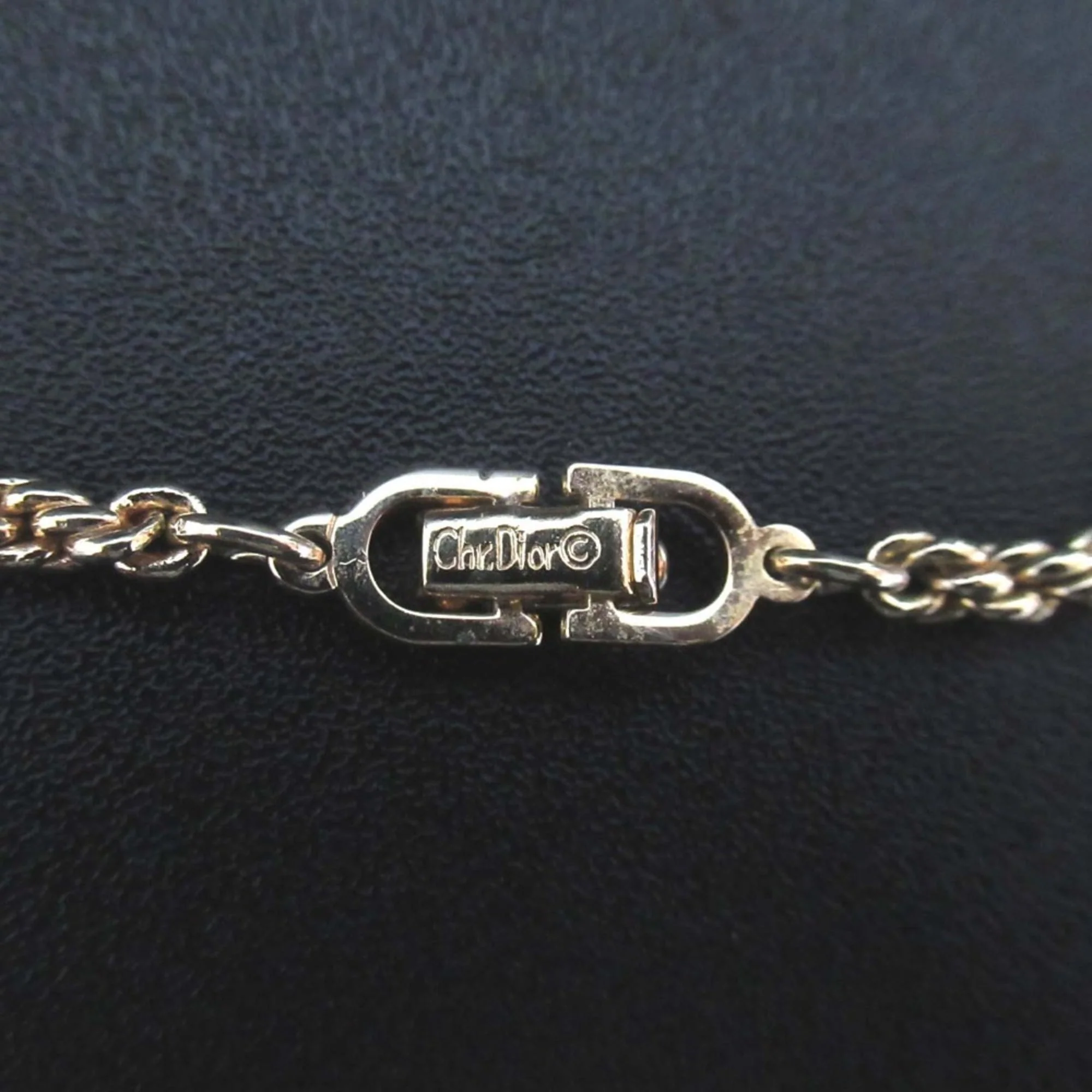 Vintage Long Pendant Necklace Gold - Image 6