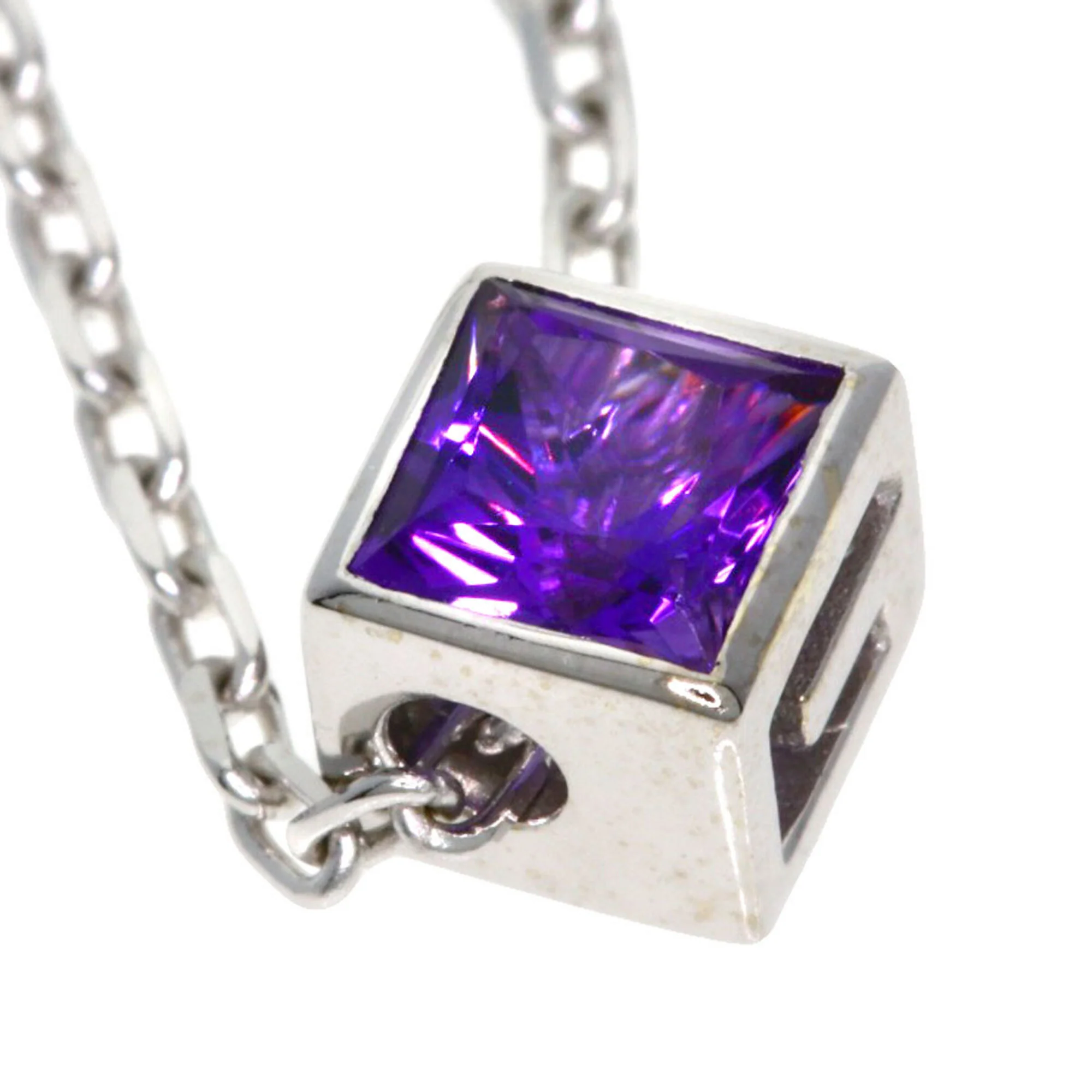Square G Pendant Necklace 18K White Gold with Amethyst - Image 6