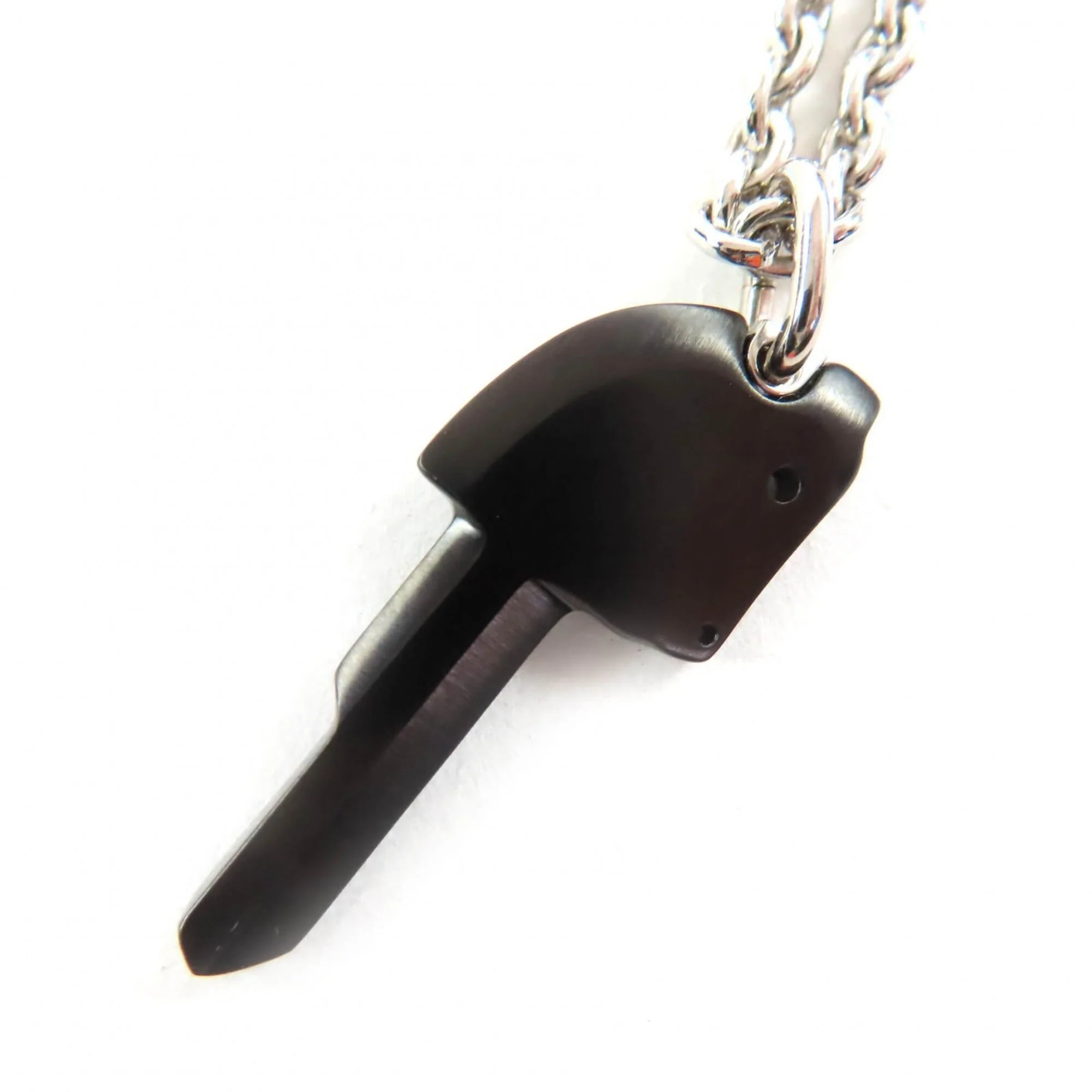 Clé Cheval Pendant Necklace Metal Black and Silver - Image 3