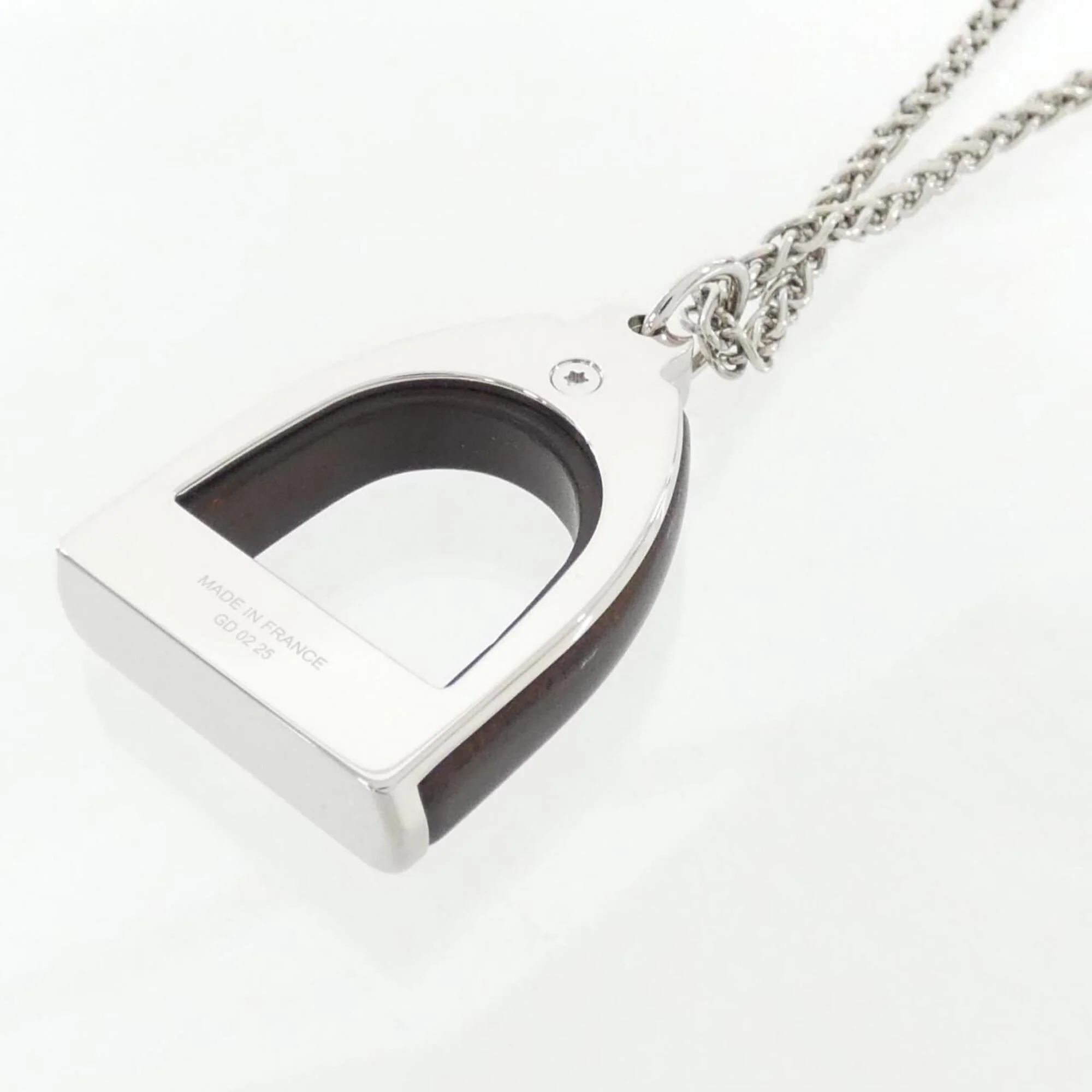 Etrier Vulcanium Pendant Necklace Brown and Silver - Image 3