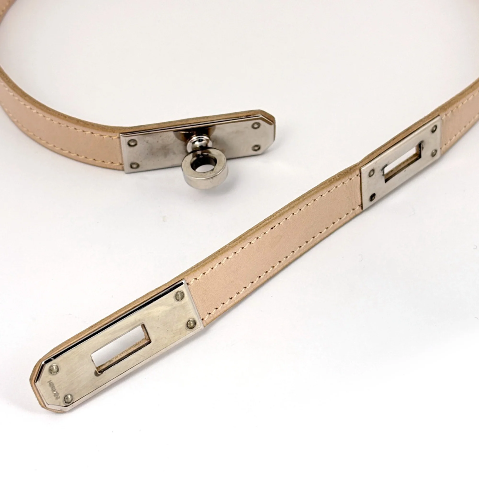 Necklace Leather and Metal Beige and Silver - Image 4
