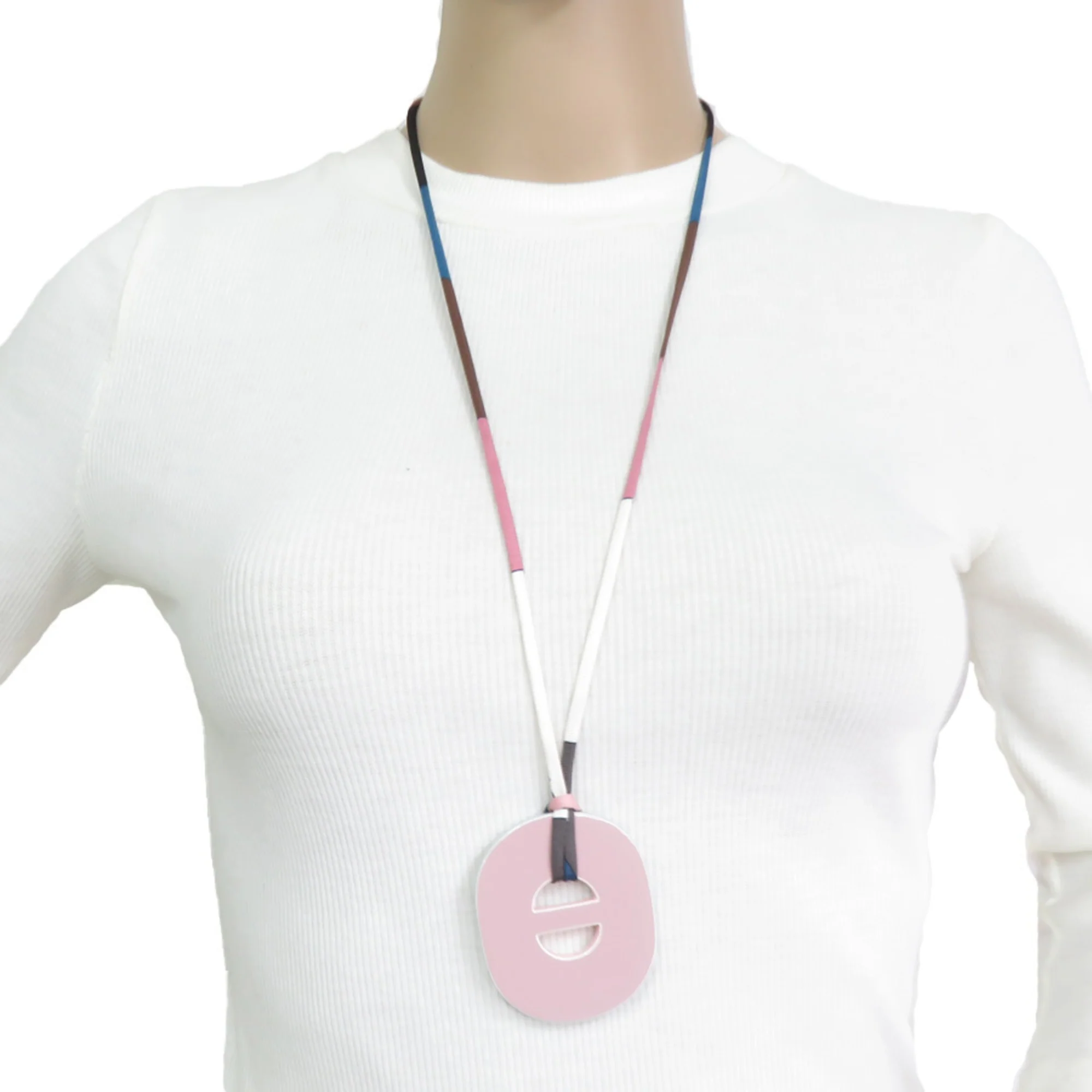 Pendant Necklace Lacquer and Silk and Wood Pink - Image 8