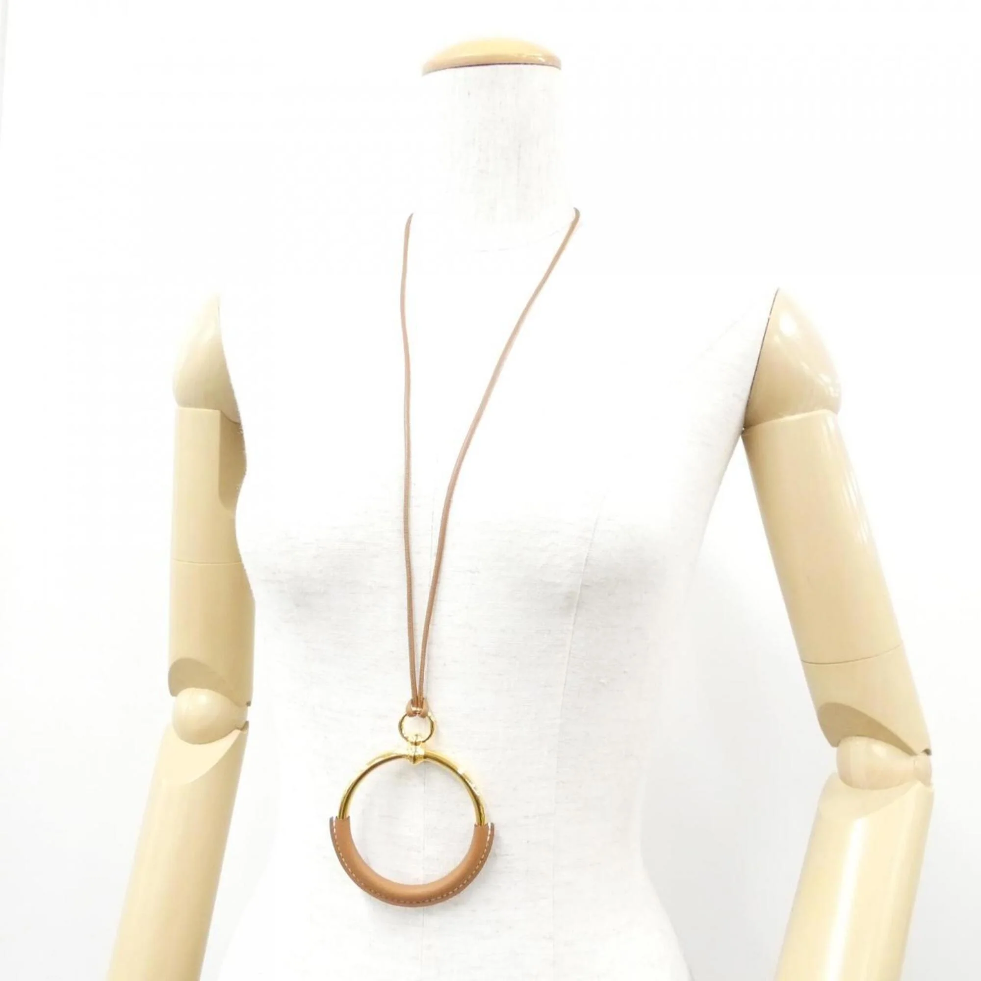 Pendant Necklace Swift Leather and Gold - Image 6