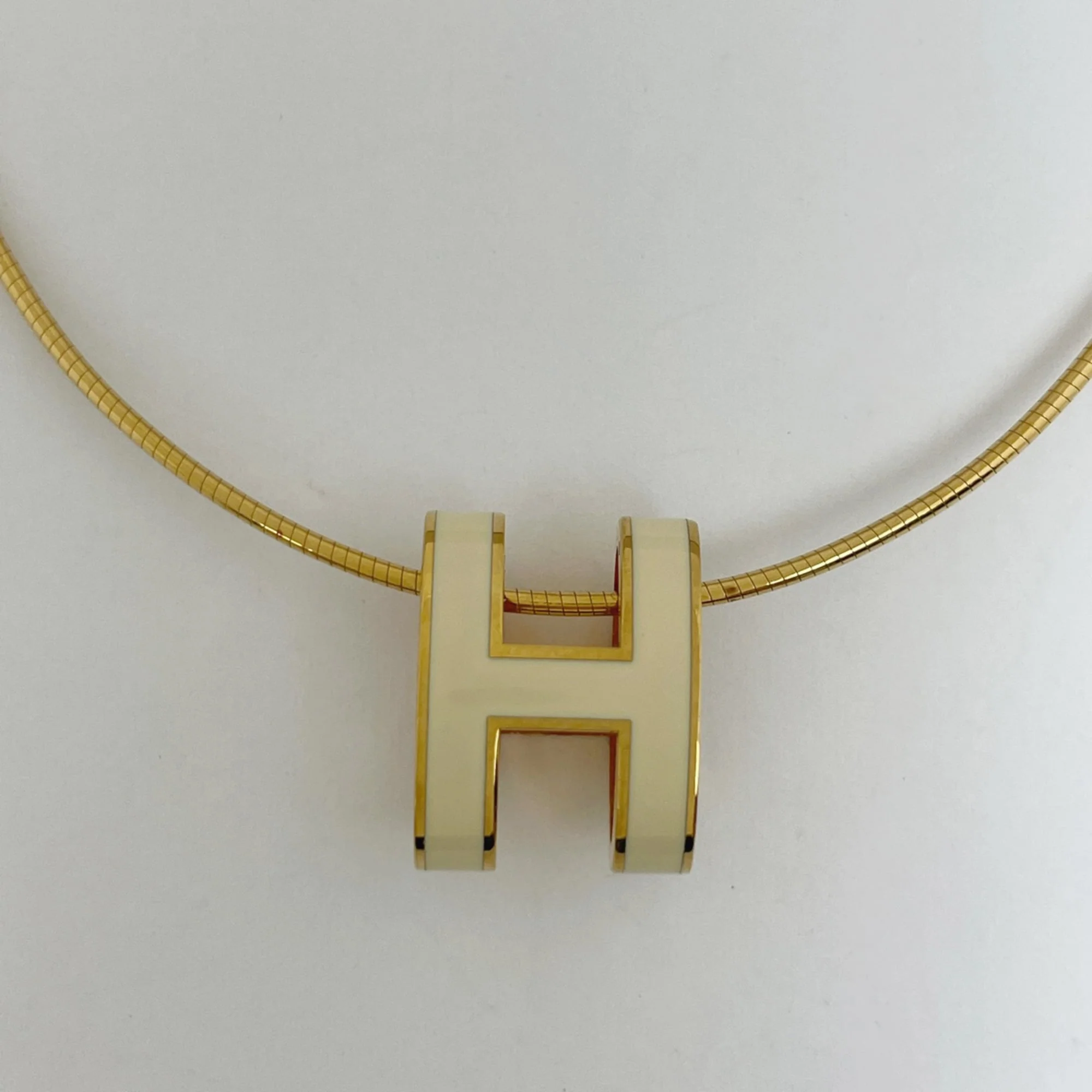 Pop H Pendant Necklace Gold-Tone Metal - Image 2