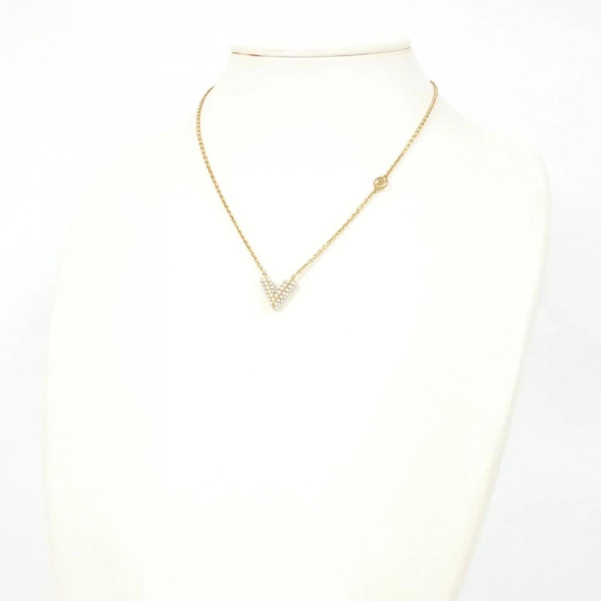 Collier Essential V Pearl Pendant Necklace Gold White - Image 6