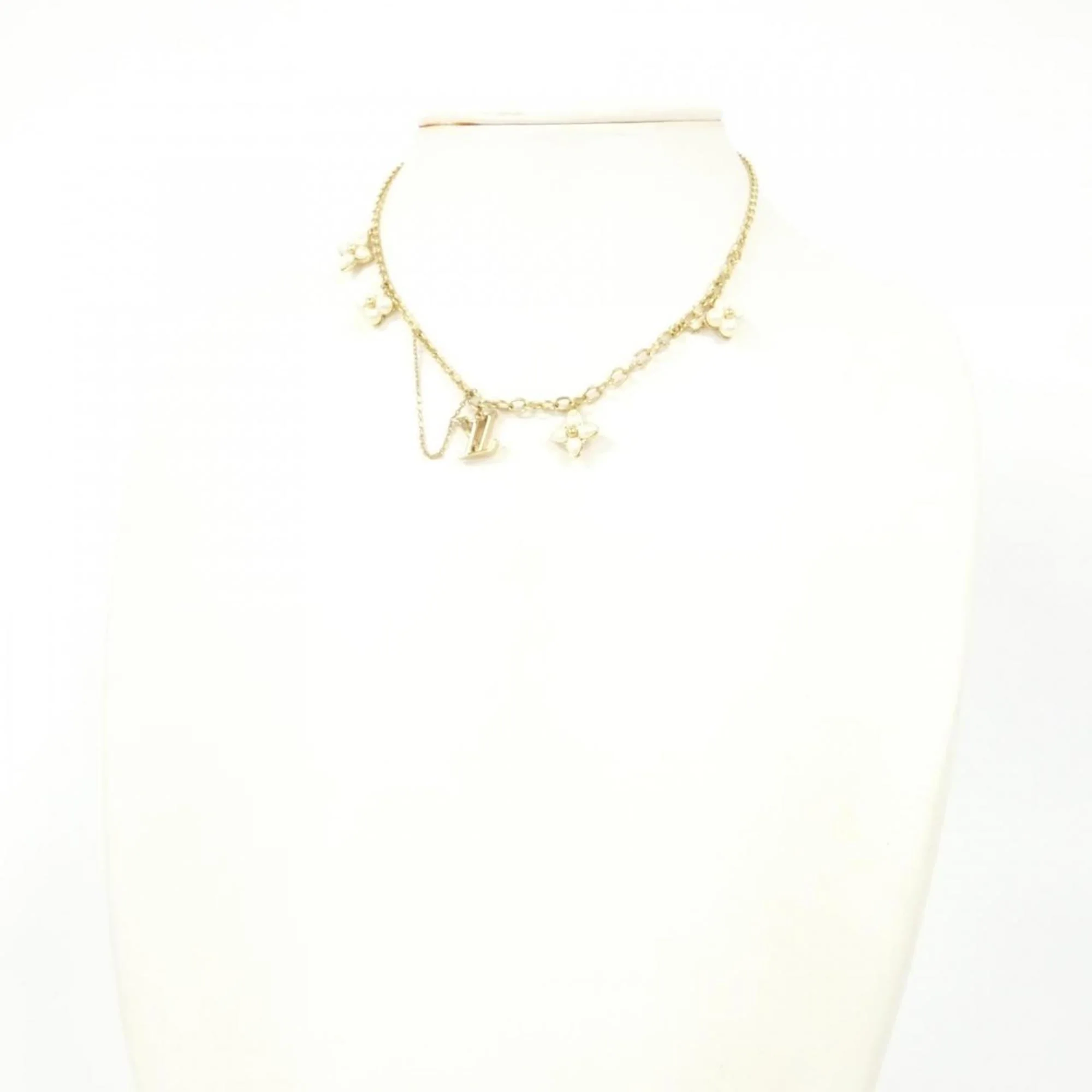 Floragram Pendant Necklace - Image 5