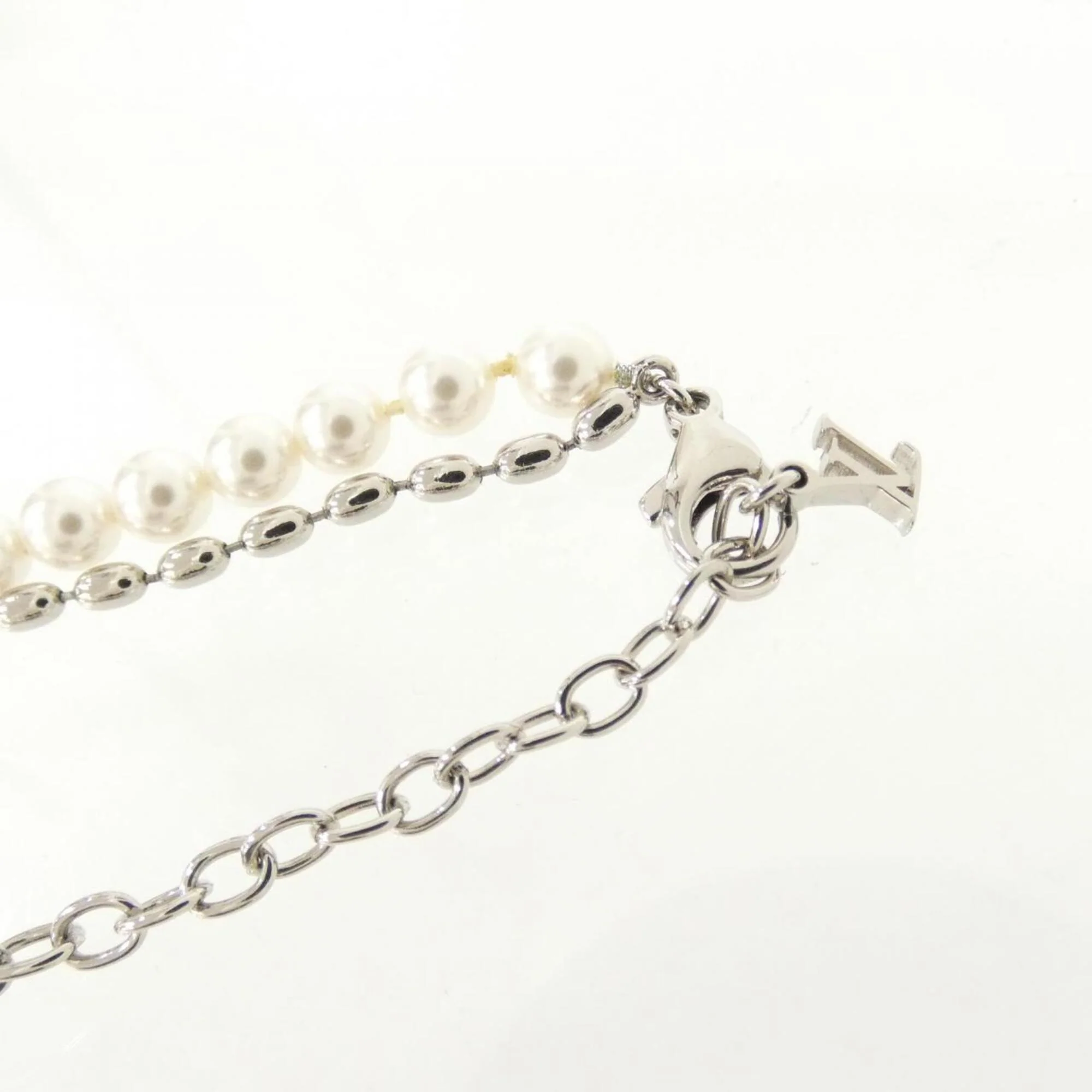 Pearl Fusion Pendant Necklace Silver White - Image 3