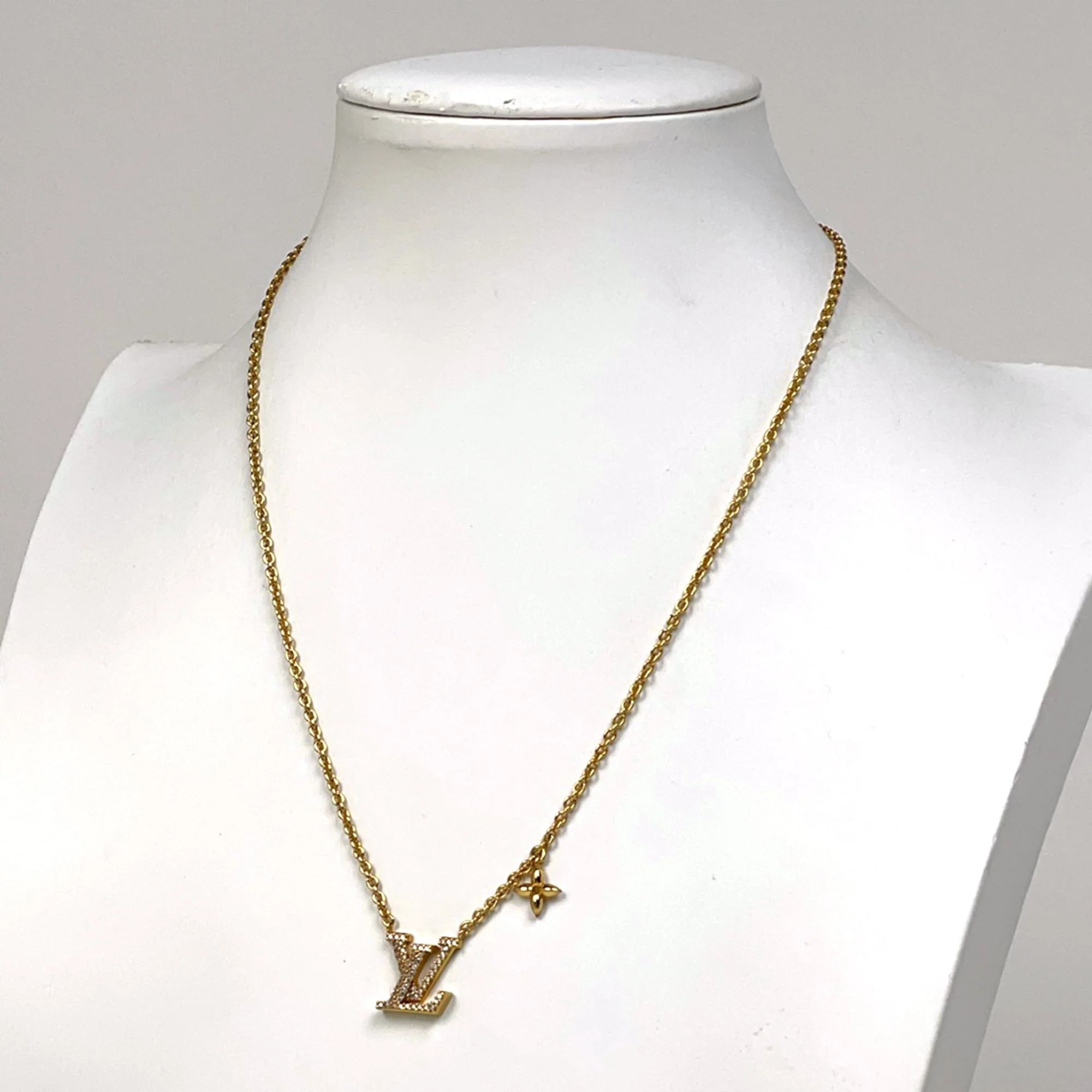 Pendant Necklace Gold With Rhinestone - Image 4