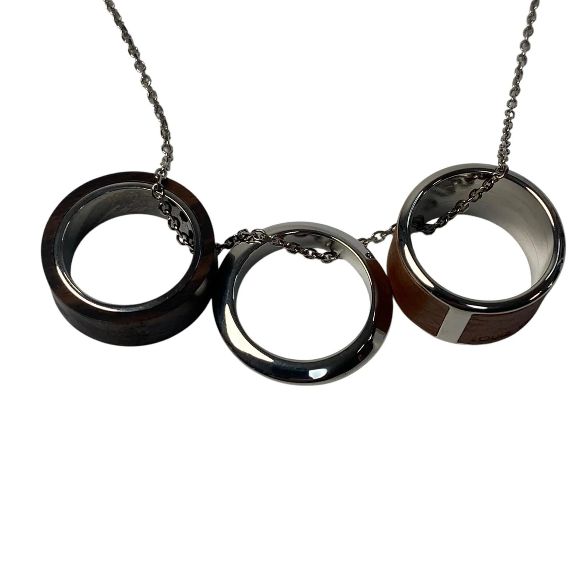 Pendant Necklace Leather and Metal - Image 3