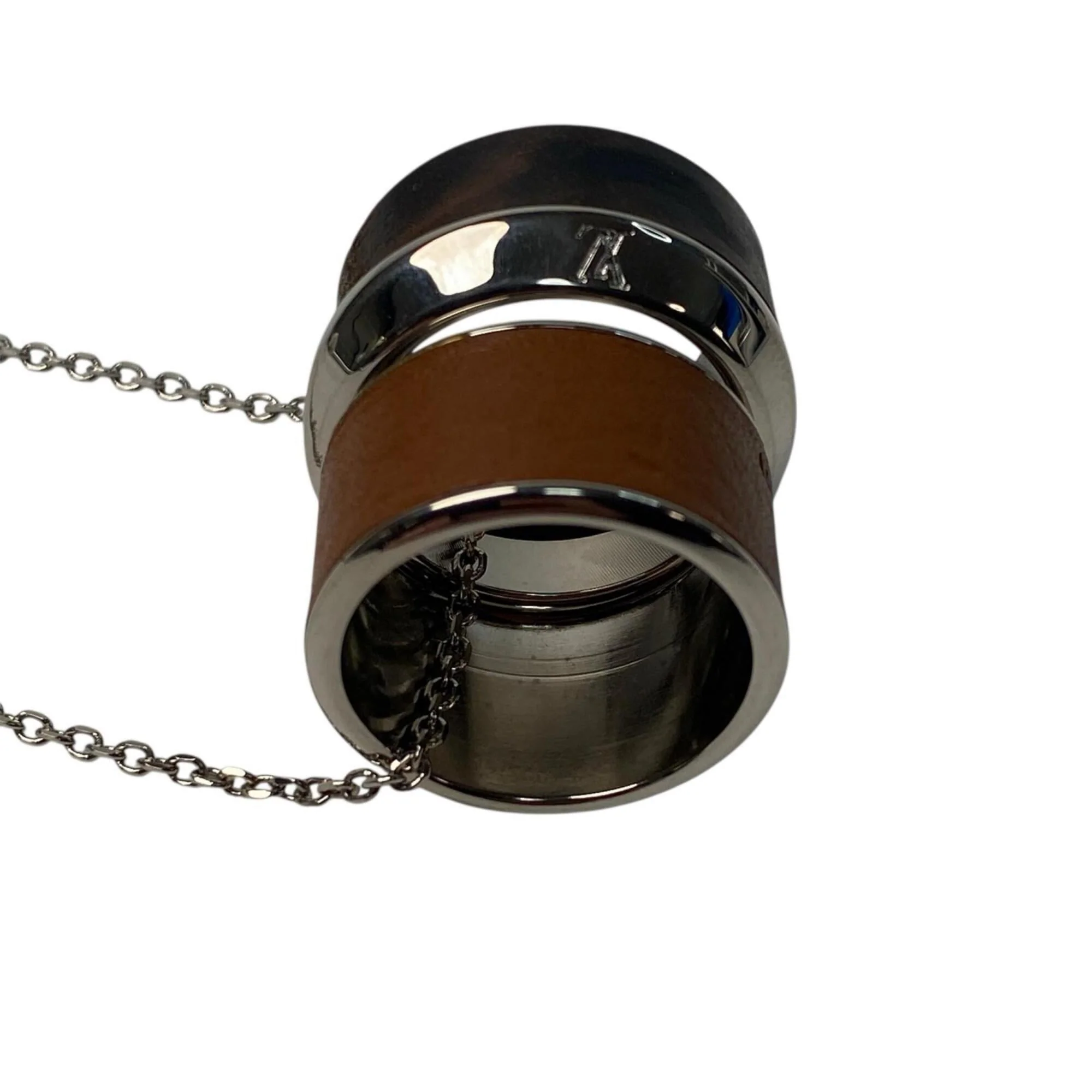 Pendant Necklace Leather and Metal - Image 4
