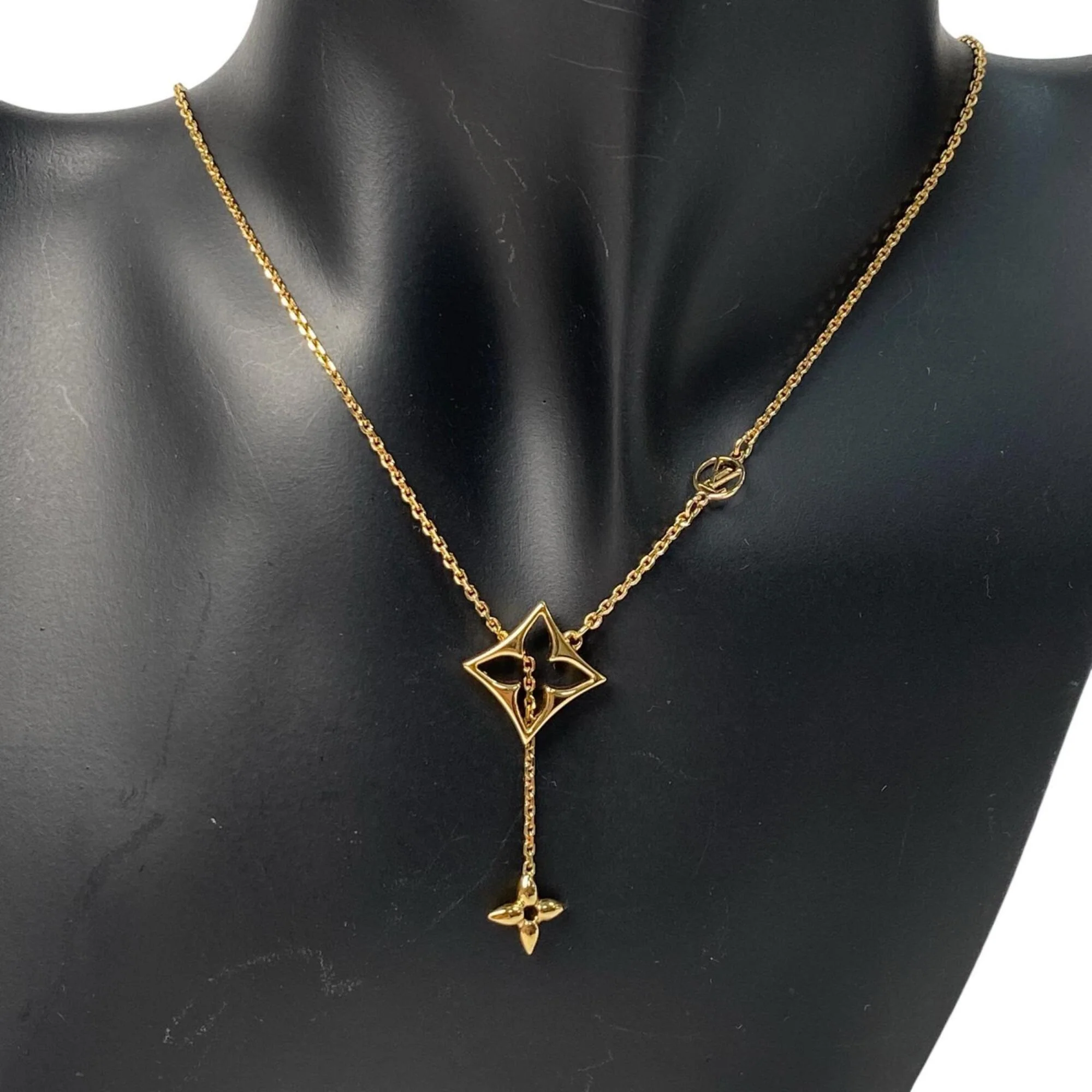 Pendant Necklace Metal Gold