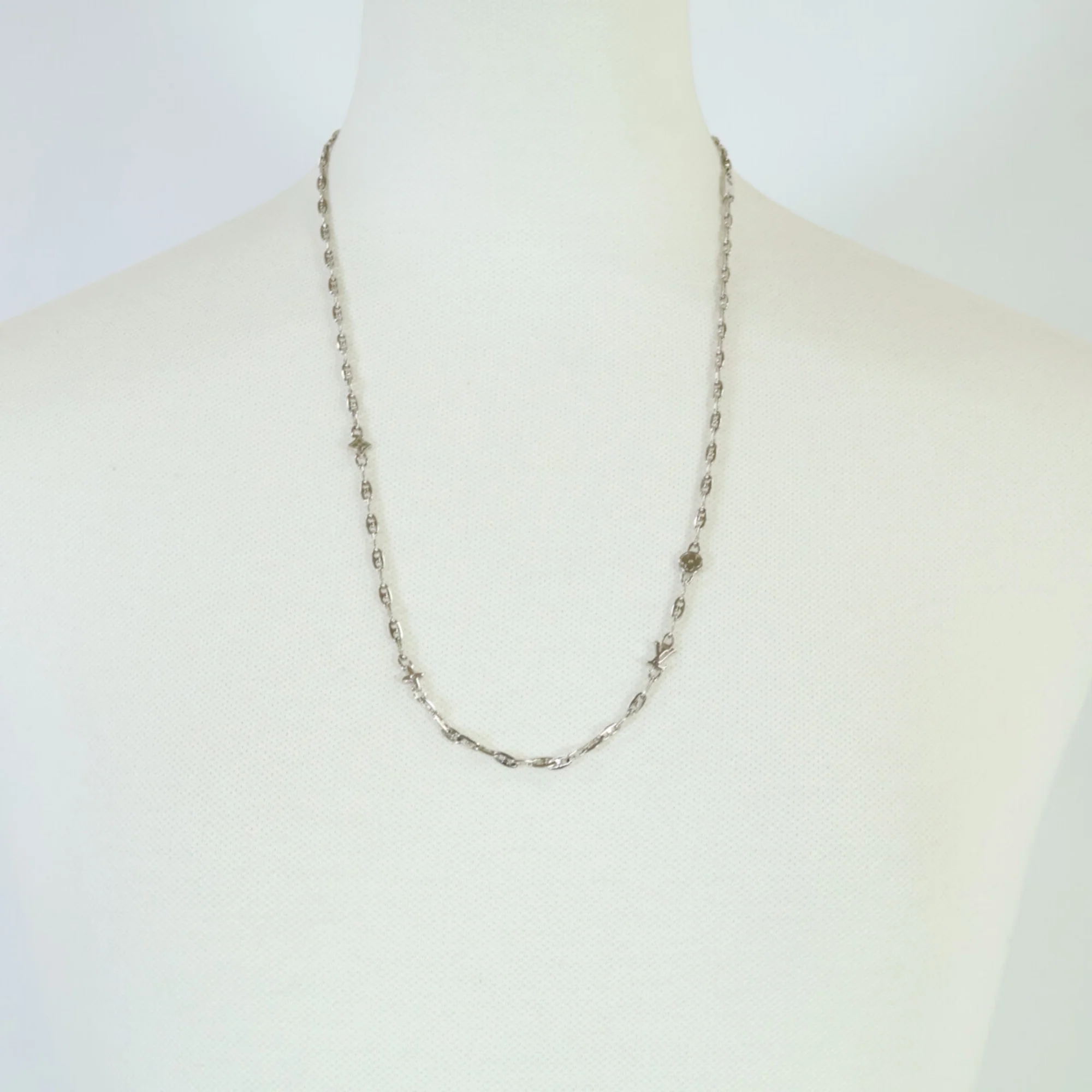 Pendant Necklace Metal Silver - Image 6