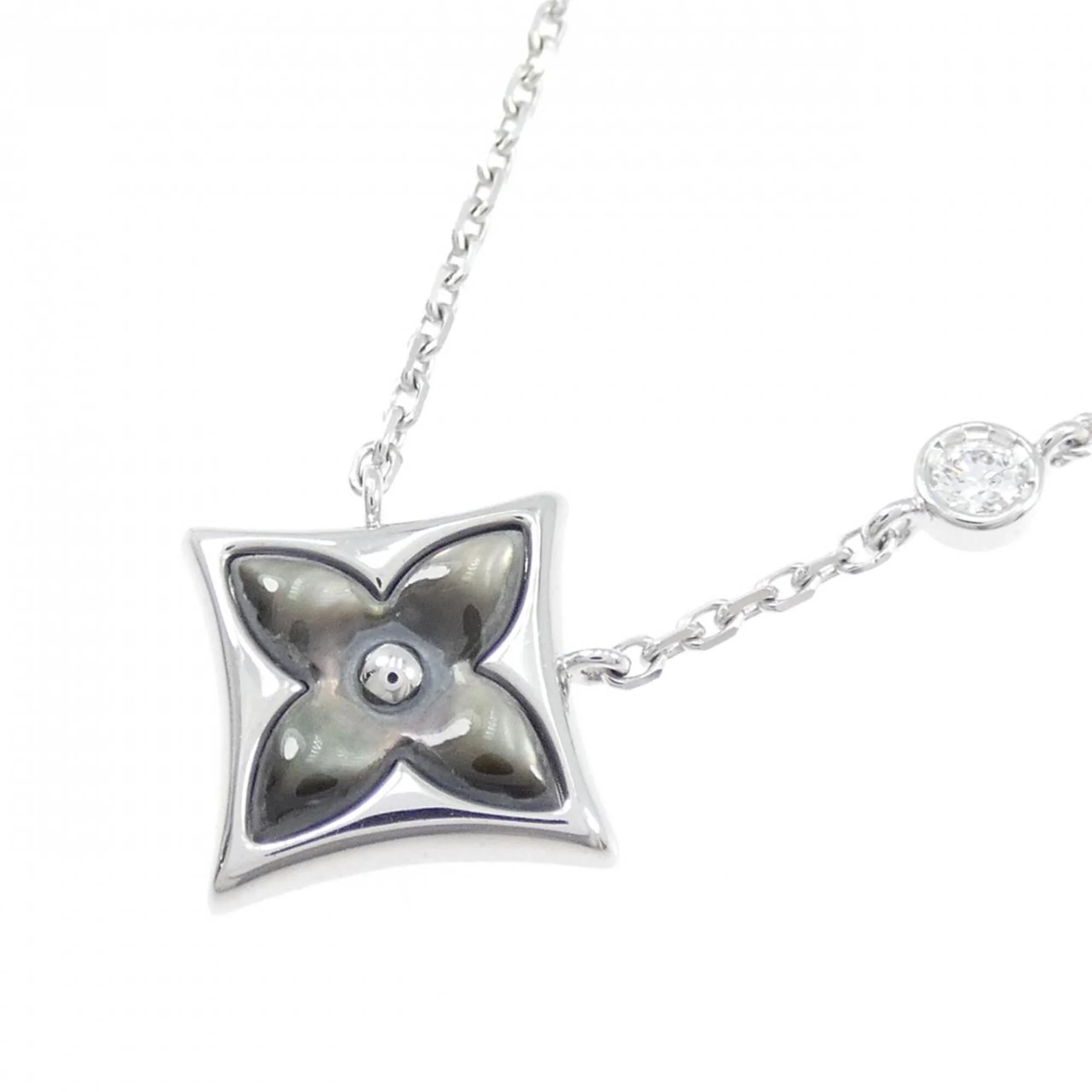 Star Blossom Pendant Necklace 18K White Gold - Image 3