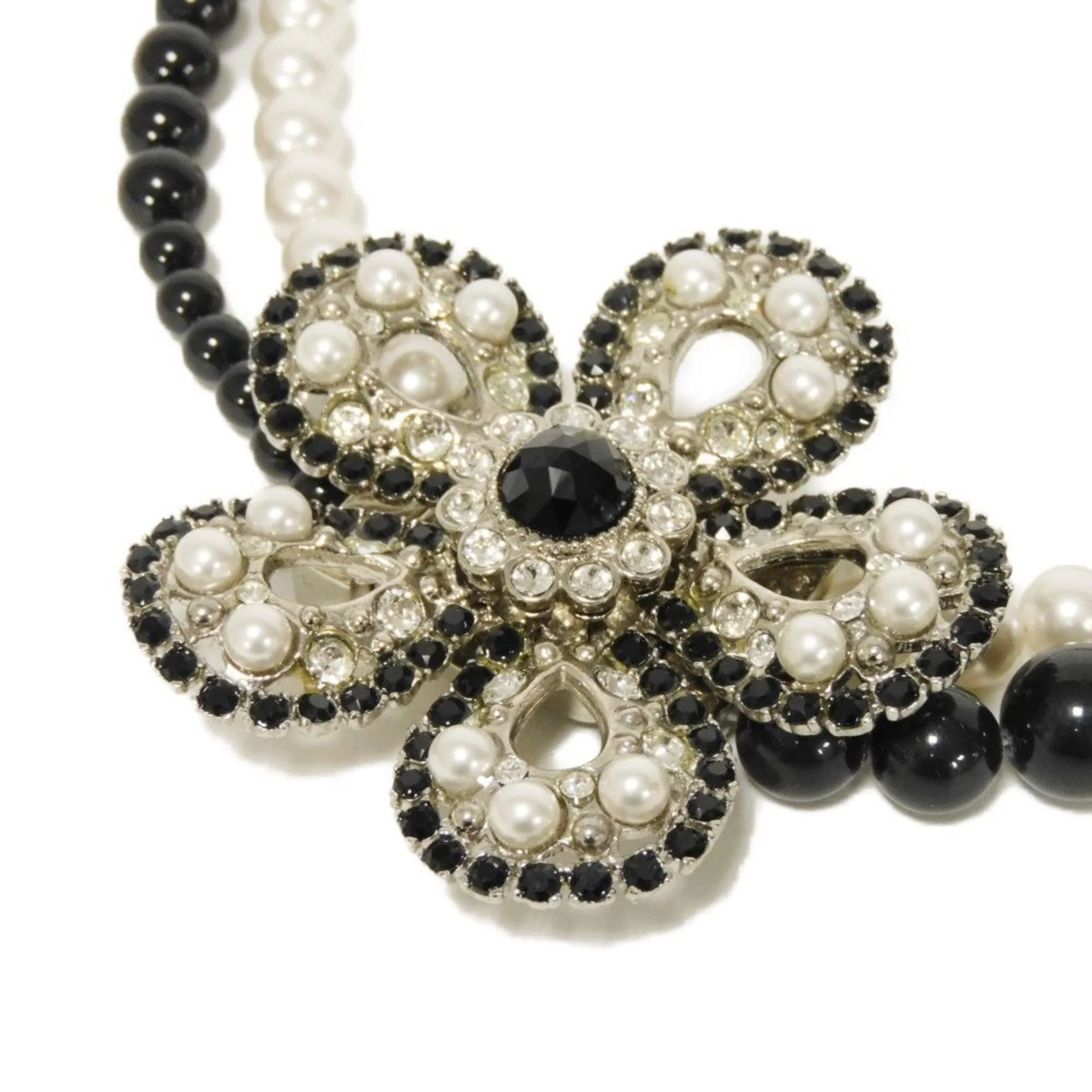 Pendant Necklace Metal and Rhinestone White - Image 3