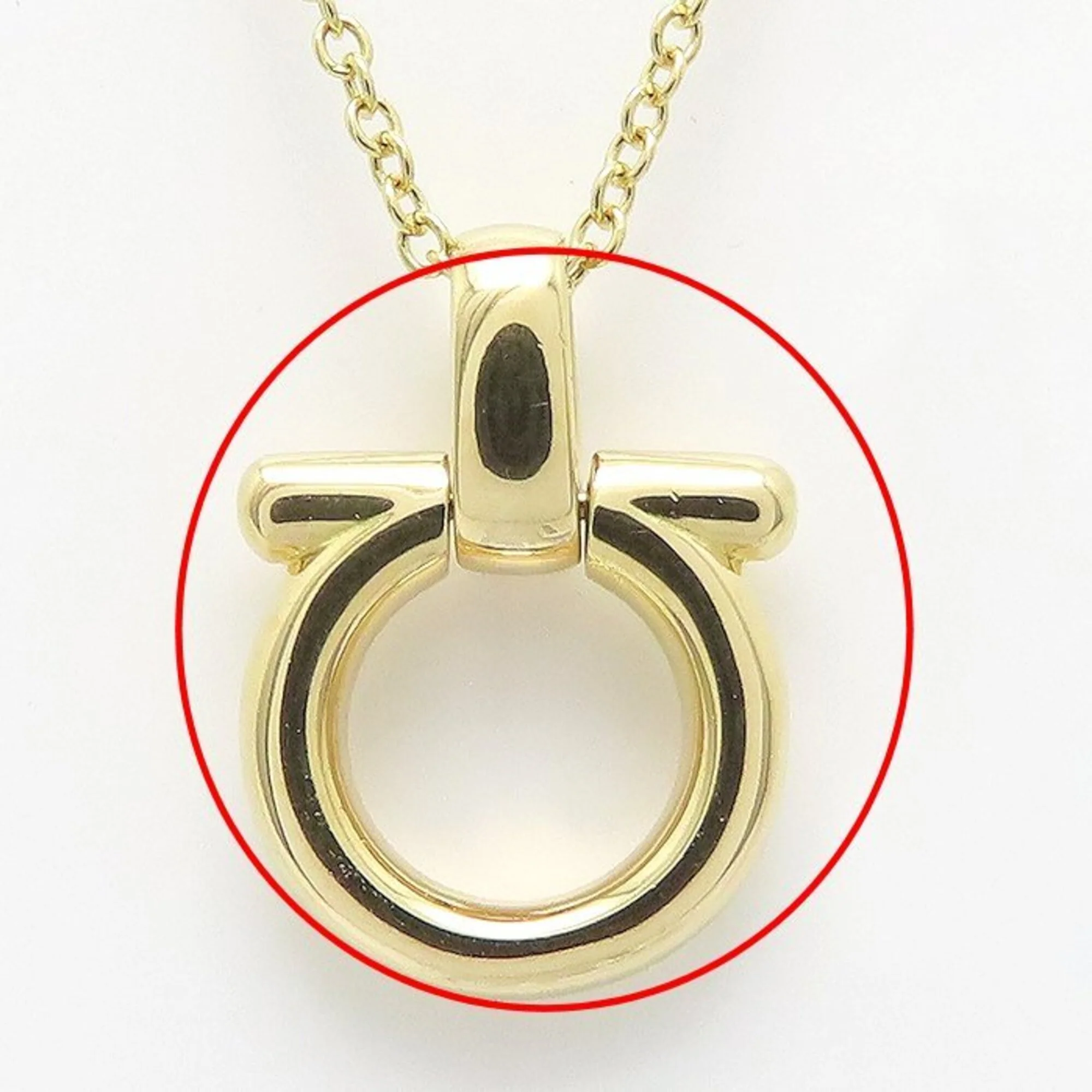 Gancini Pendant Necklace 18K Yellow Gold - Image 8