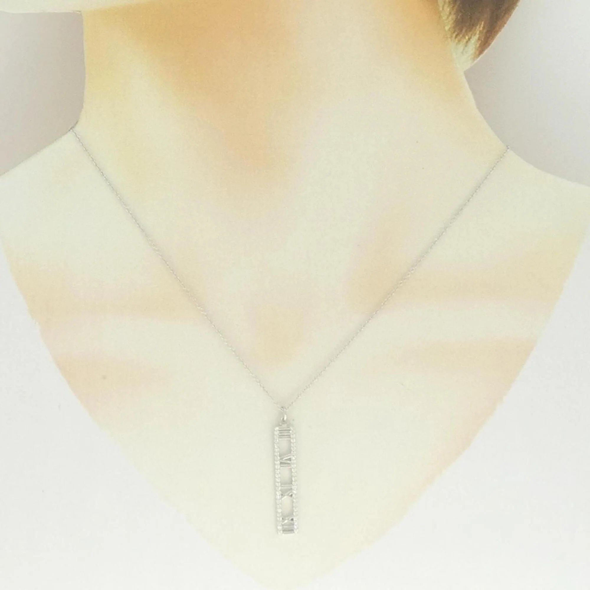 Atlas Pendant Necklace 18K White Gold - Image 6