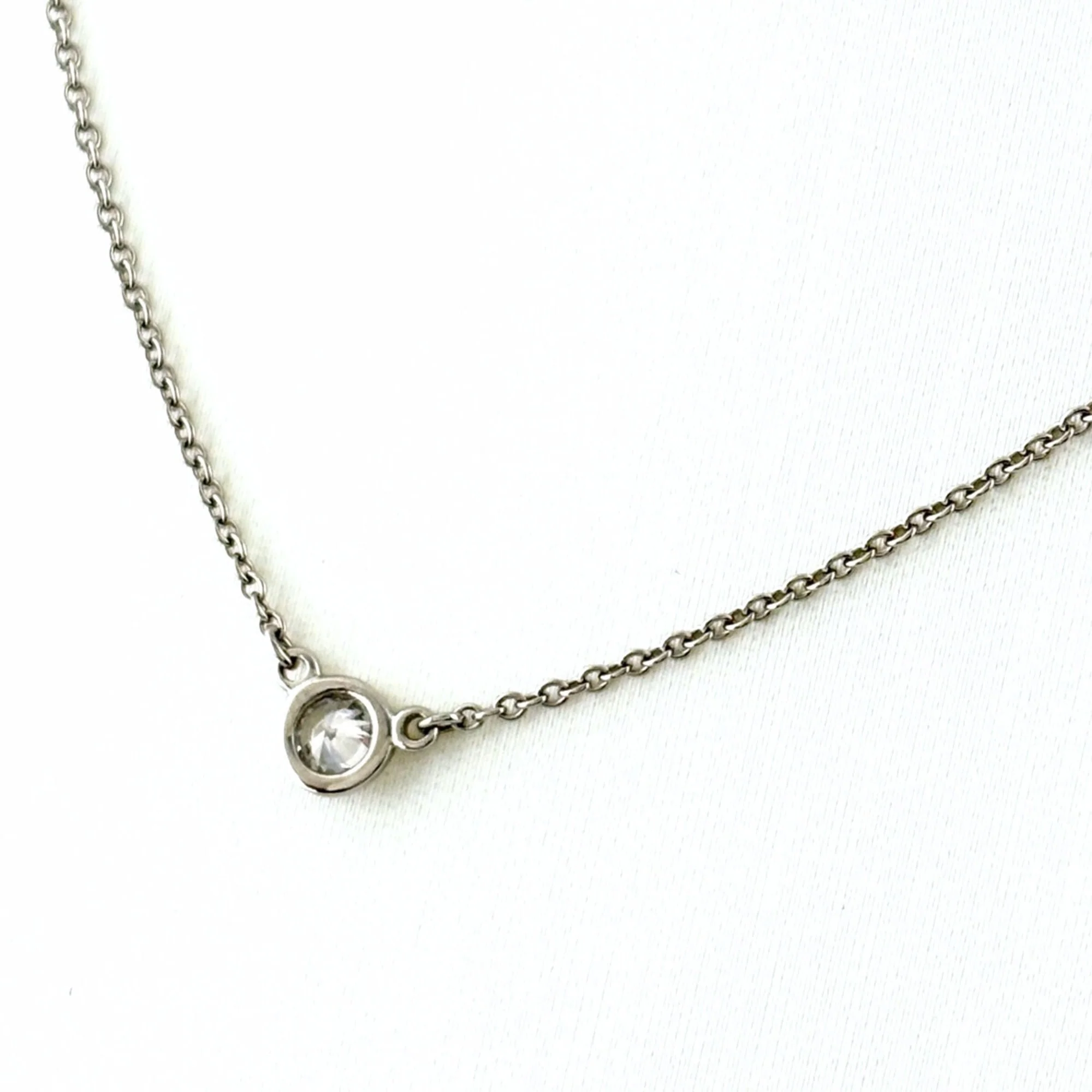 Elsa Peretti Diamonds By The Yard Pendant Necklace Platinum and Diamond - Image 3