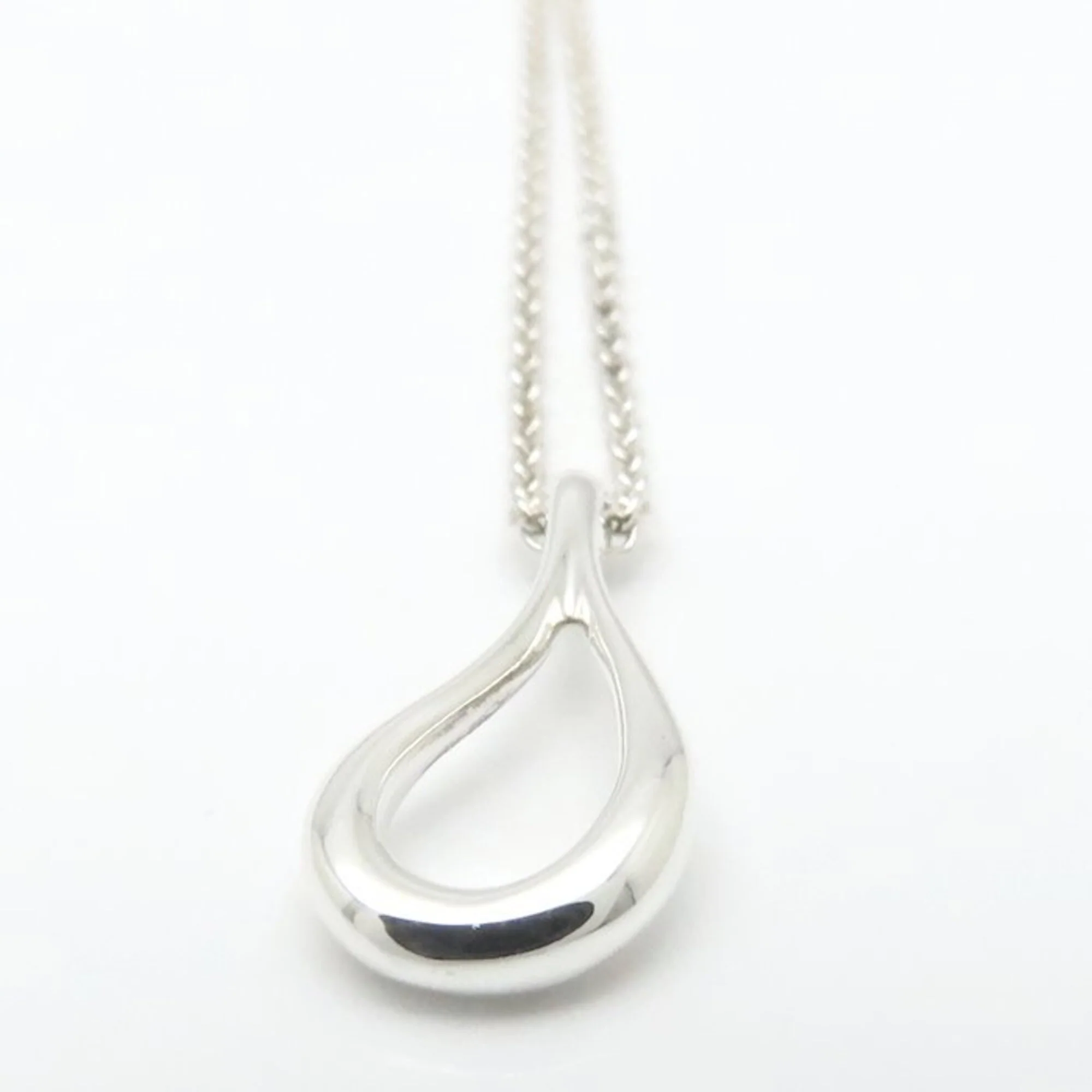 Elsa Peretti Pendant Necklace Sterling Silver 16.7mm - Image 5